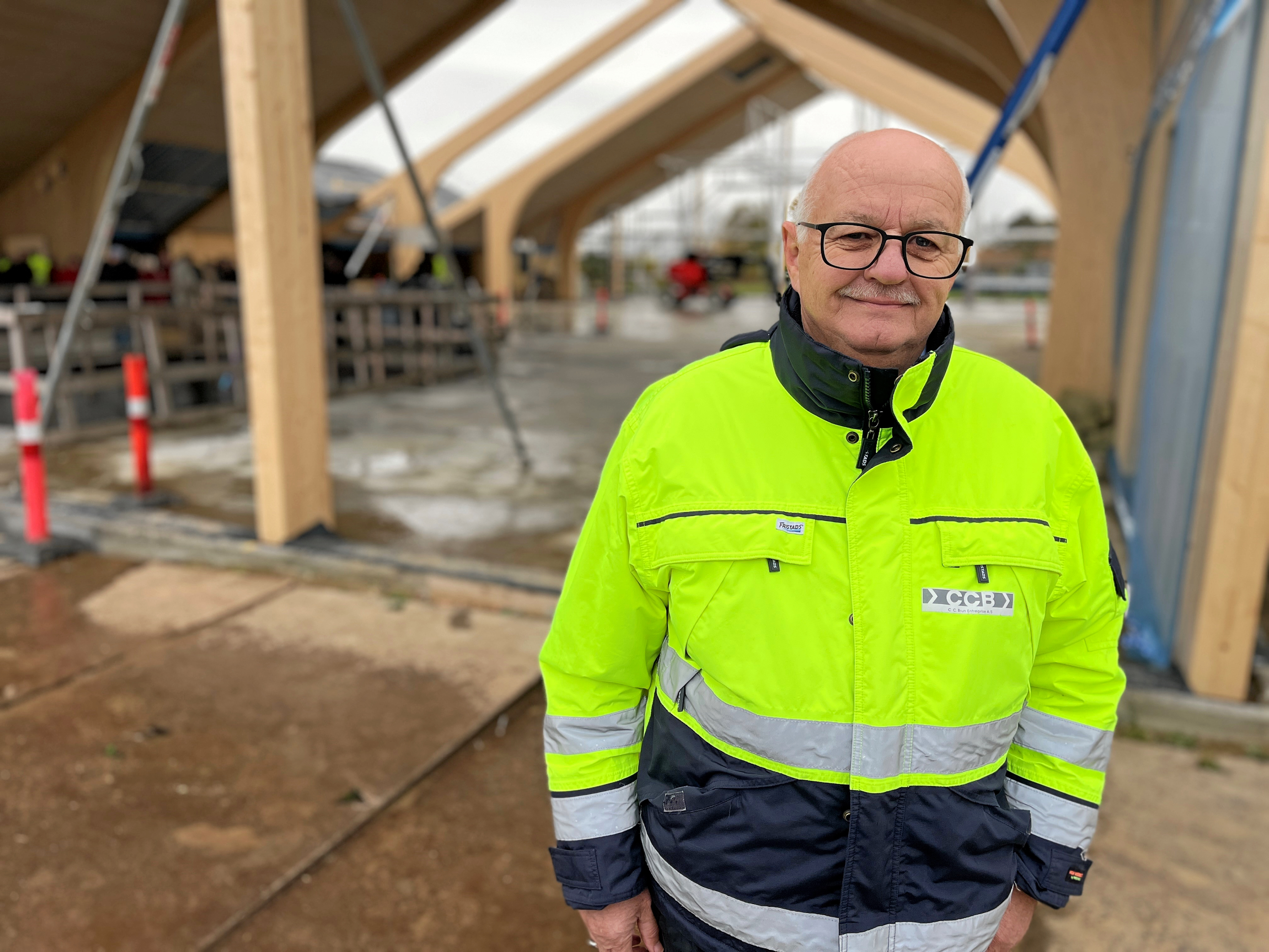 - Der kommer tit folk forbi og snakker med os, og det er en fornøjelse, fortæller Jan Stysiek.