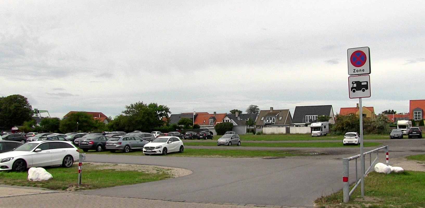 Standsning og parkering er blevet forbudt for autocampere på den store kommunale parkeringsplads.