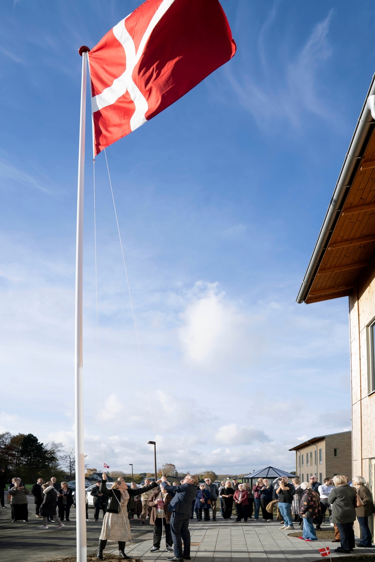 Solhaven blev indviet med flaghejsning den 3. november 2025. - Jens Wollesen Solhaven blev indviet med flaghejsning den 3. november 2025.