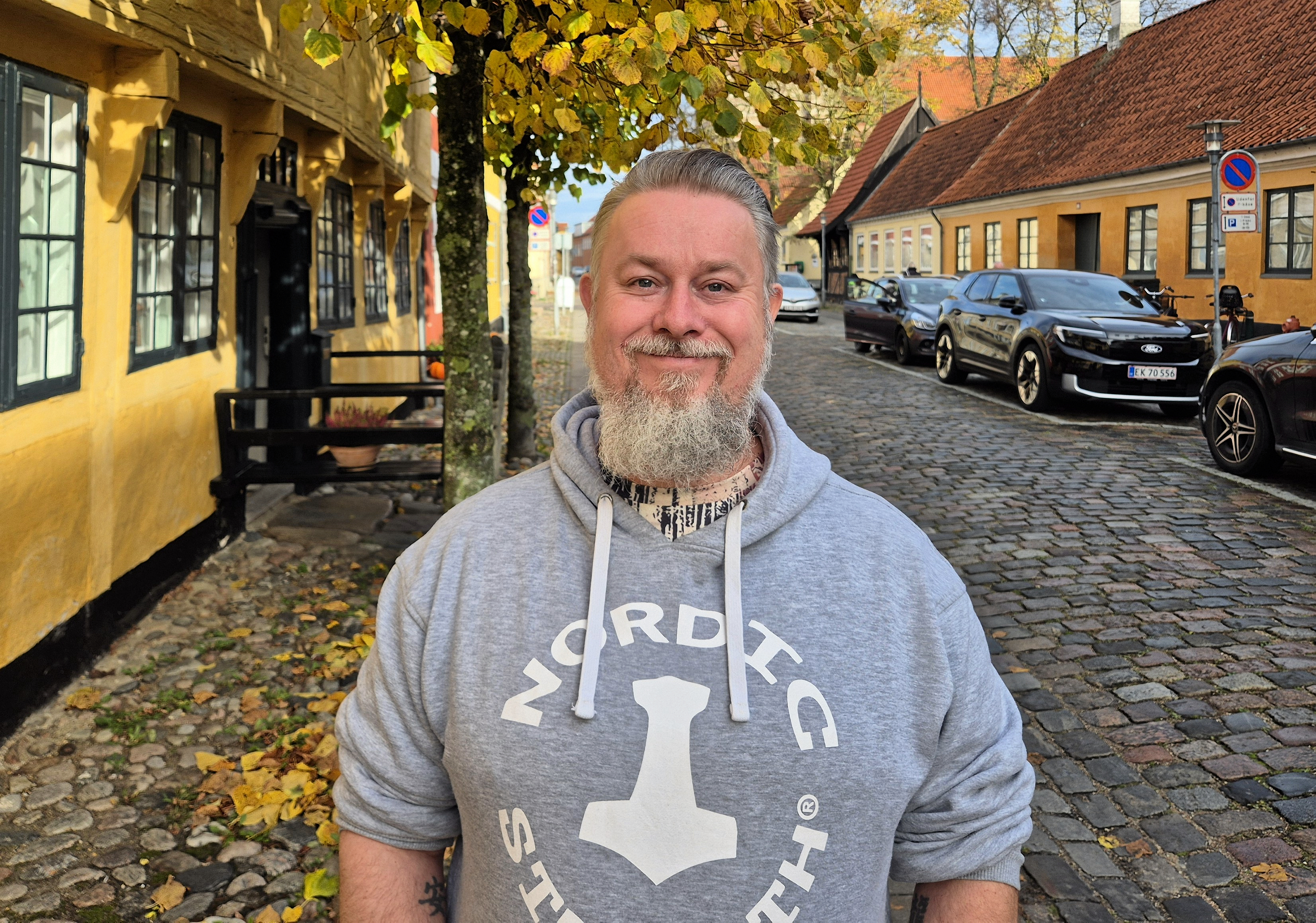 - Vores forhåbning er selvfølgelig, at vores barn kan få en ordentlig skolegang, fortæller Peter Jacobsen om baggrunden for beslutningen om skoleskift.