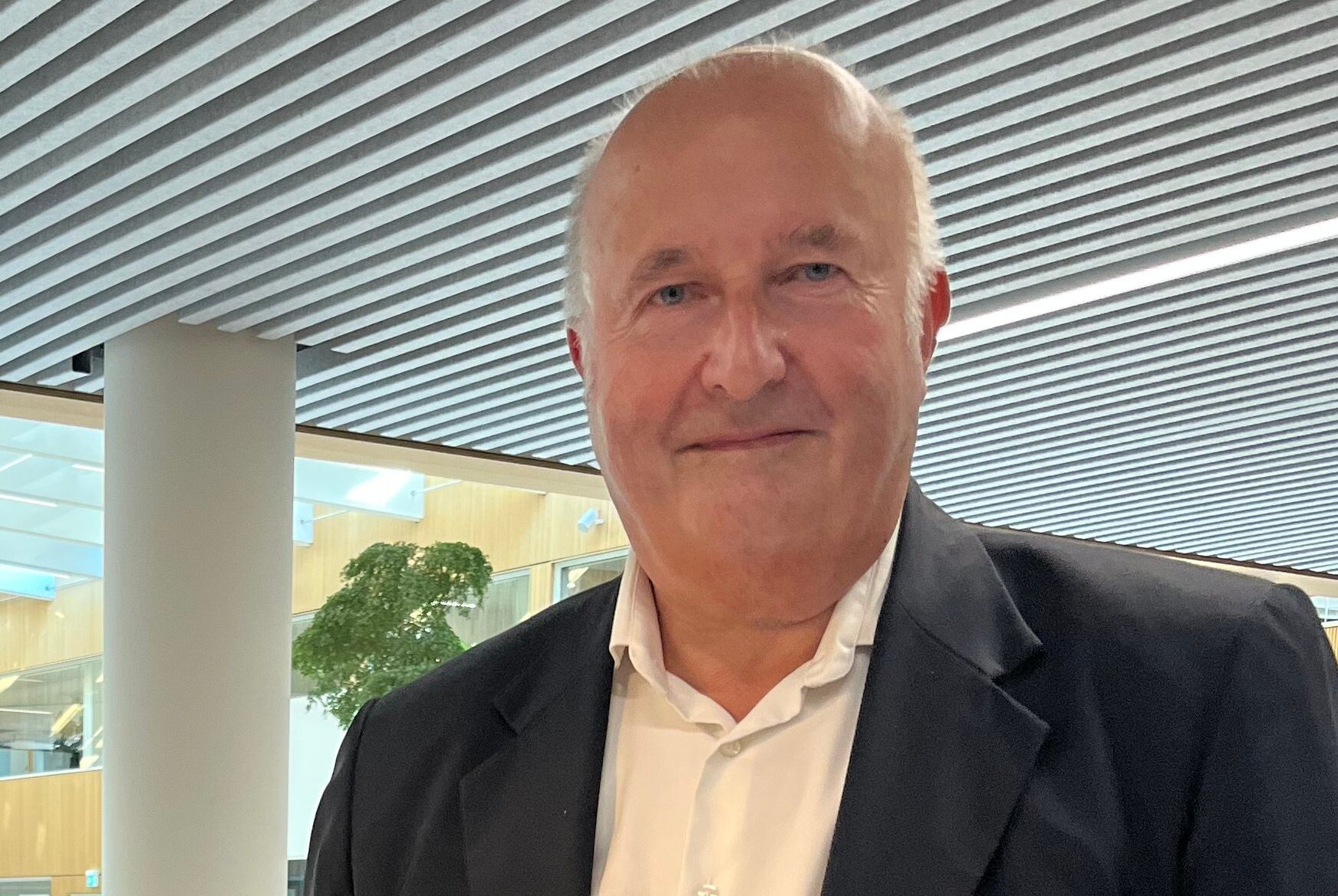 Flemming Oppfeldt er tidligere medlem af Venstre og er medstifter af lokallisten Furesørødderne, som han stillede op for ved kommunalvalget 2025.
