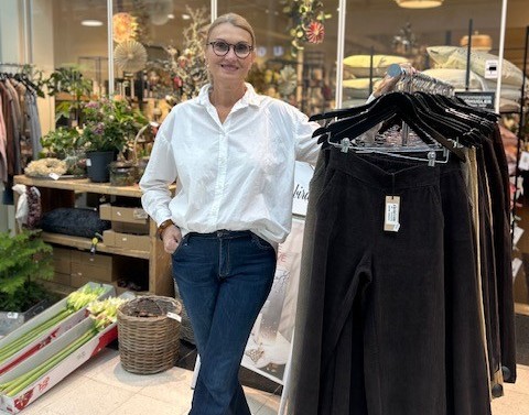 Merete Luplau, der er indehaver af butik med blandt andet brugskunst og tøj, har helt nye planer.