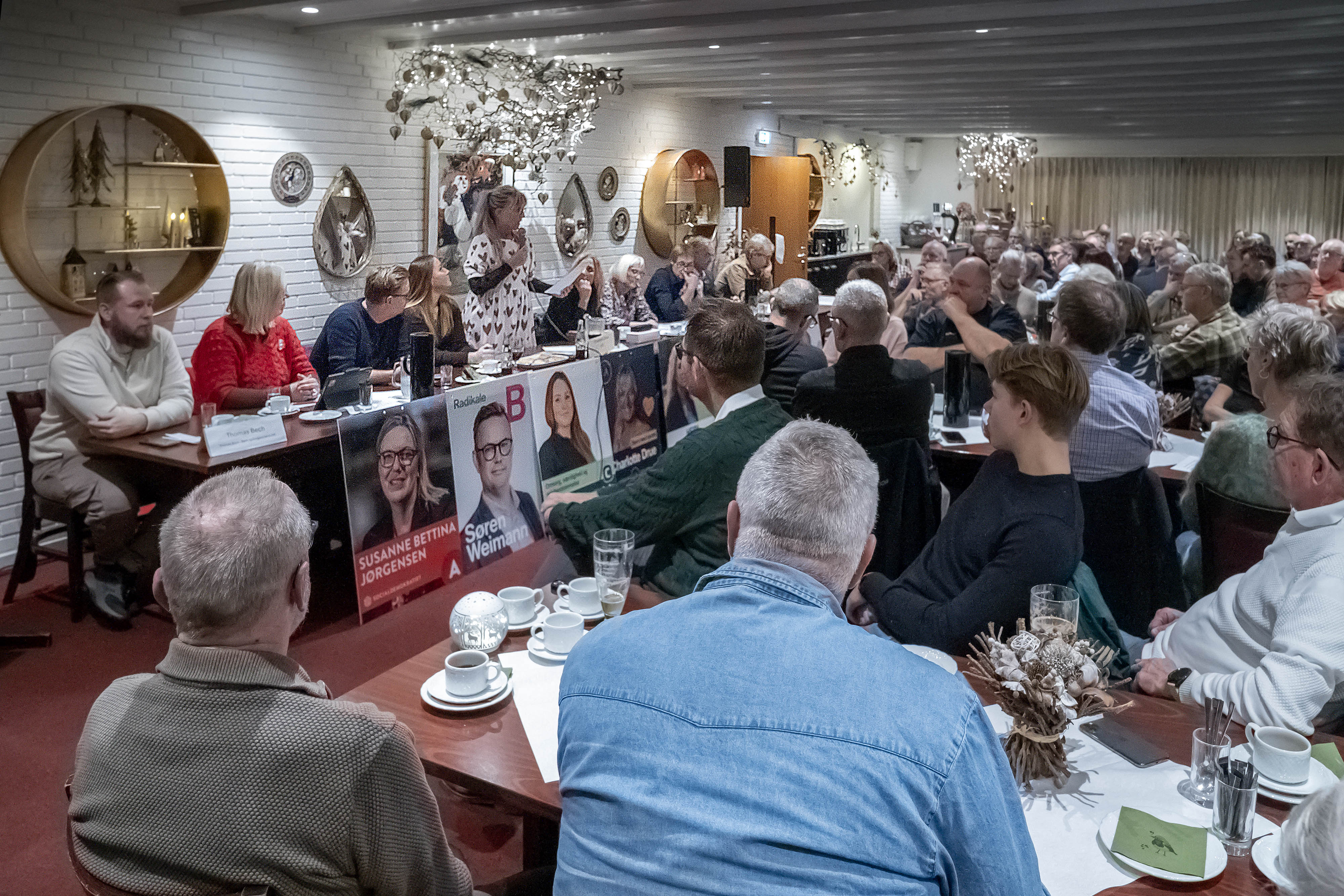 Gerlev Kro var stoppet med deltagere forud for kommunalvalget sidste år. I aften klokken 19 mandag - dagen for Folketingsvalget - gentager man sucessen - denne gang på naboejendommen Femhøj.