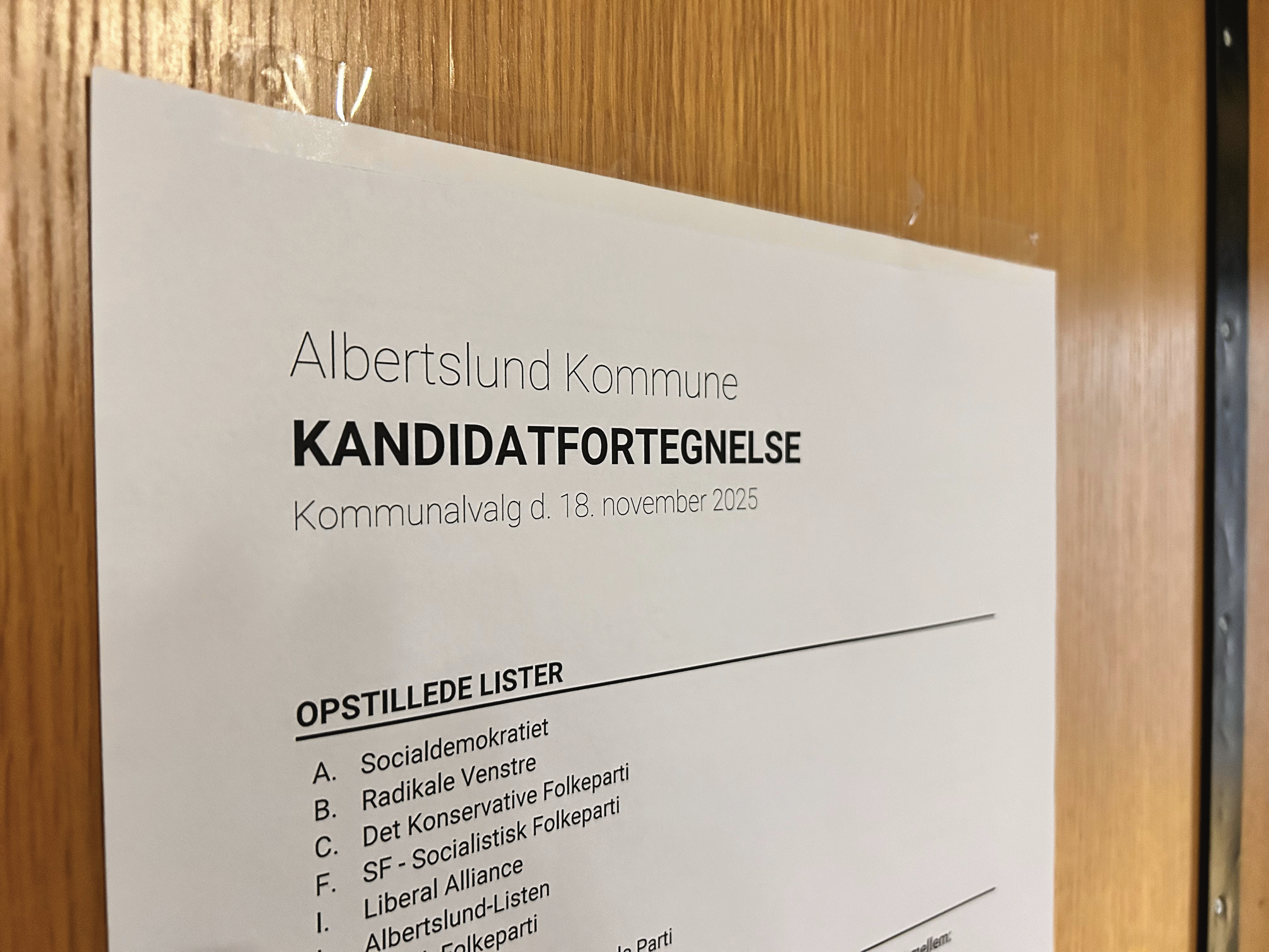 Mandatfordelingen er på plads, men de personlige stemmetal kan rykke ved det endelige resultat.