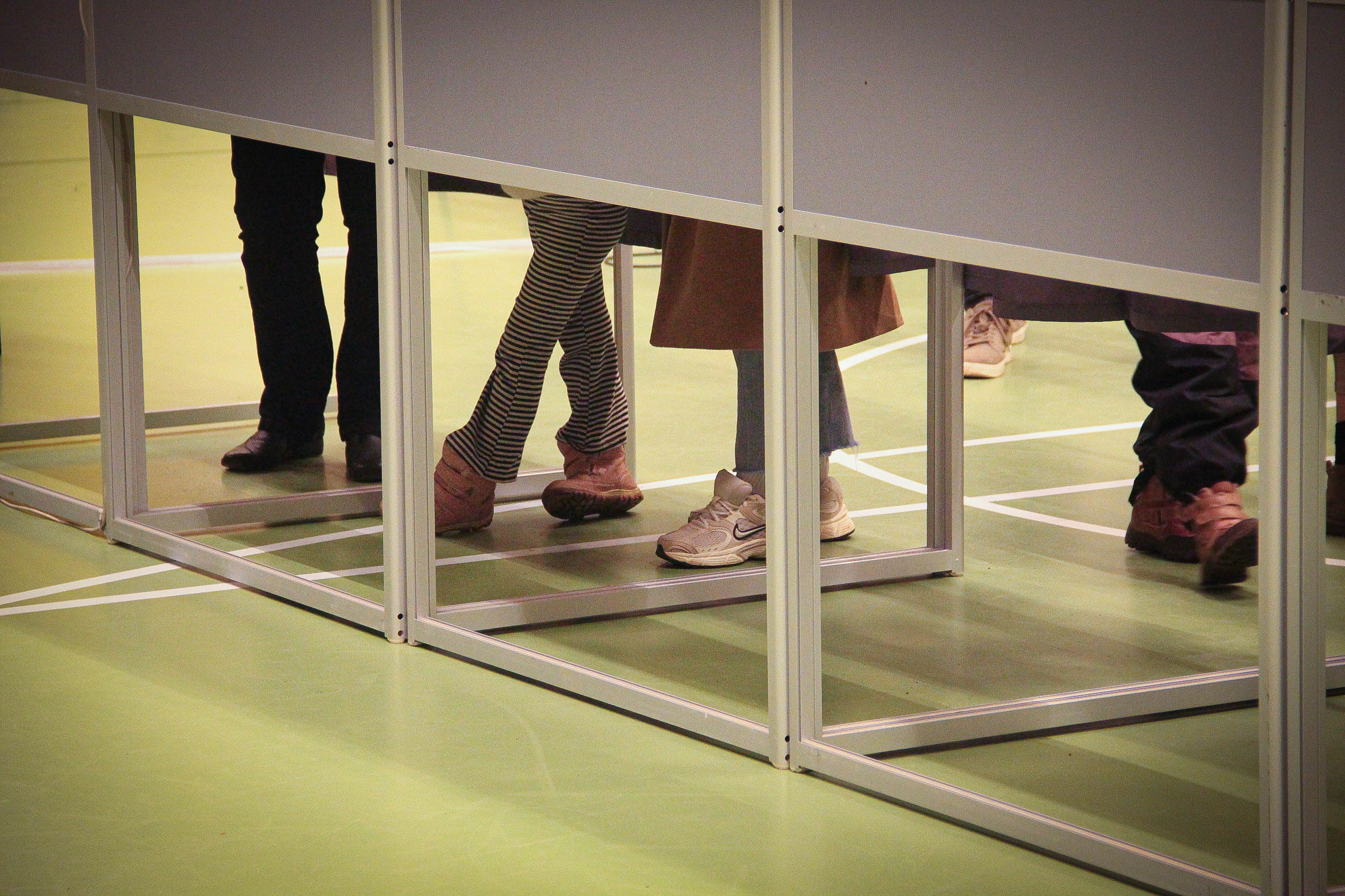 Krydserne er sat - som her i Helsingør Hallen. Onsdag bliver de talt efter, og der er dømt stor spænding omkring flere af de lokale kandidater.