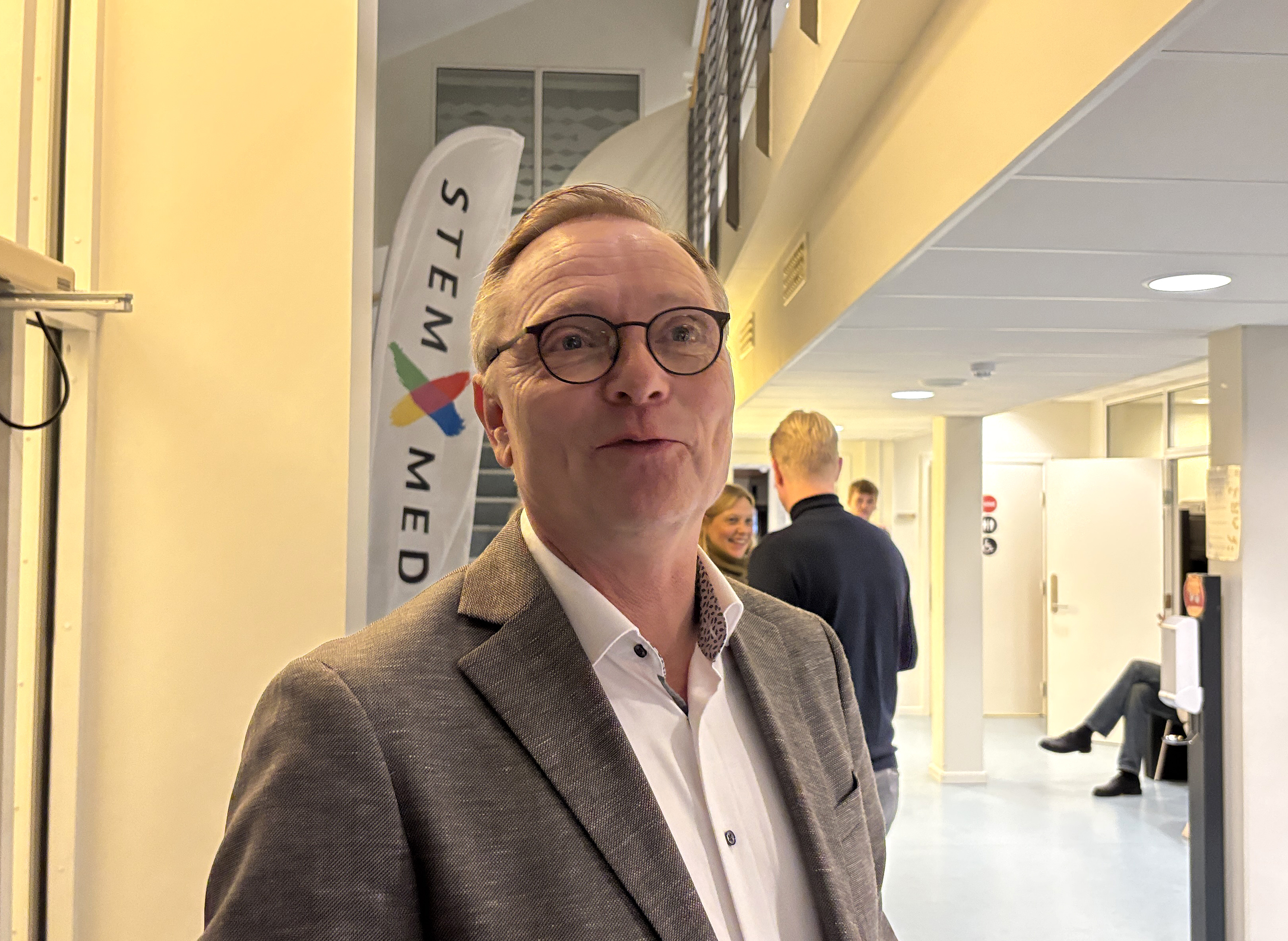 Peter Jacobsen (DF) i debatindlæg sammen med Kirsten Rask (S): - Som ansvarlige politikere samarbejder vi naturligvis med Region Sjælland om at få flere familielæger til Kalundborg Kommune.