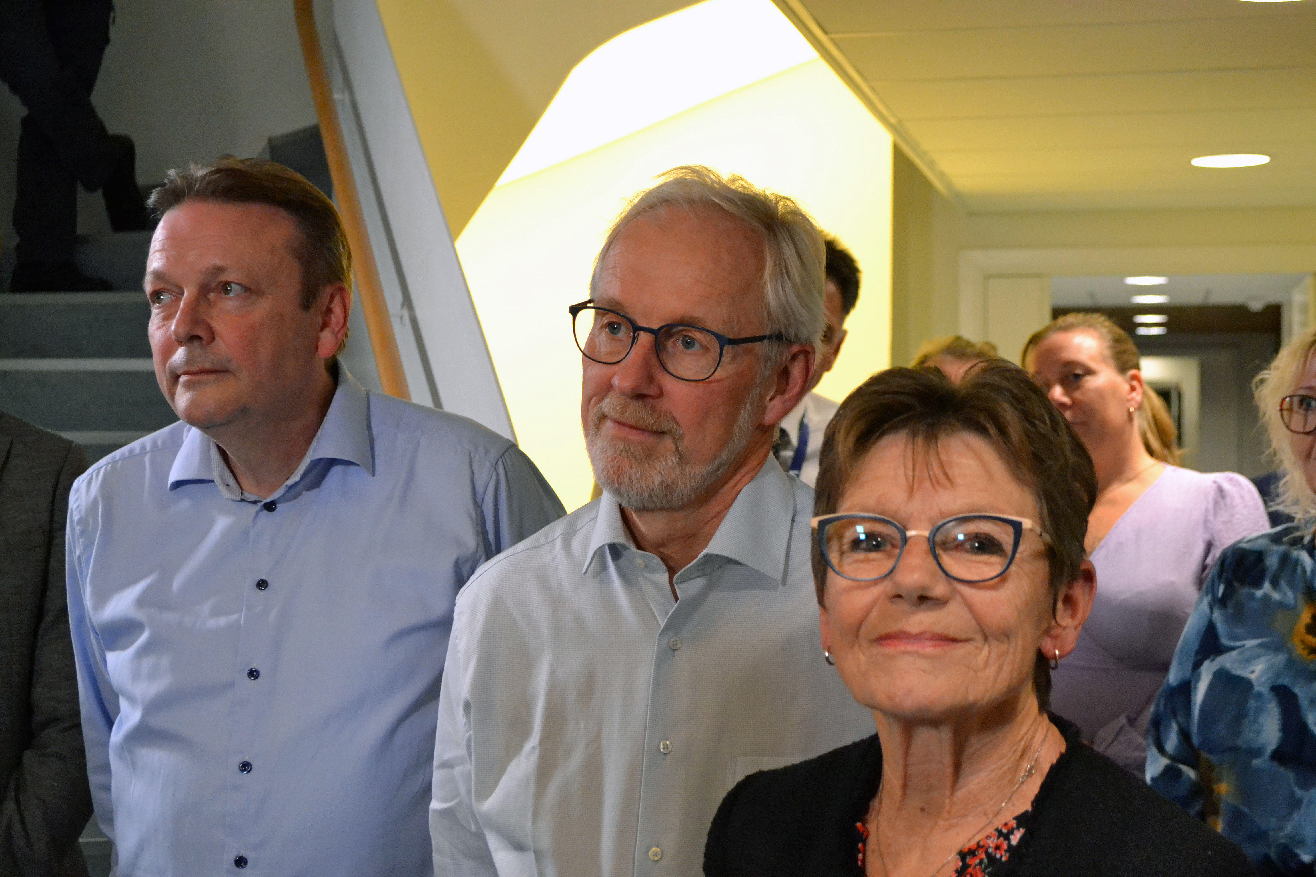 Fem partier, De Konservative, Radikale Venstre, DF, Venstre og Danmarksdemokraterne samt lokallisten Kalundborg Listen konstituerede sig på valgaftenen i Kalundborg Kommune, hvor Martin Damm (V) får lov til at beholde borgmesterkæden de næste fire år.
