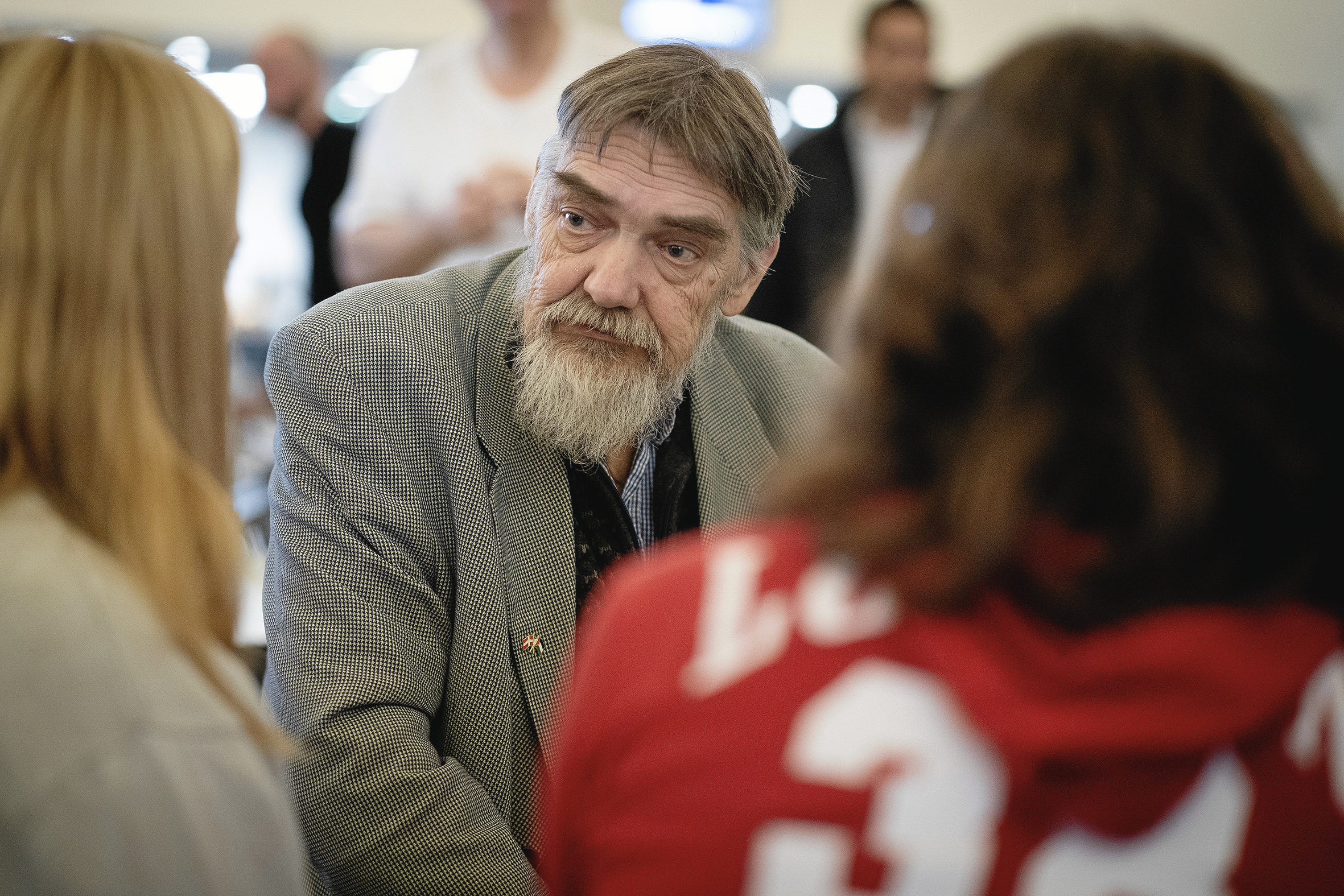 Det var Enhedslistens Bjørn Svensson, der ønskede, at byrådet skulle træffe en principbeslutning om, at plejehjemsbeboere skal kunne vælge mad fra flere leverandører.