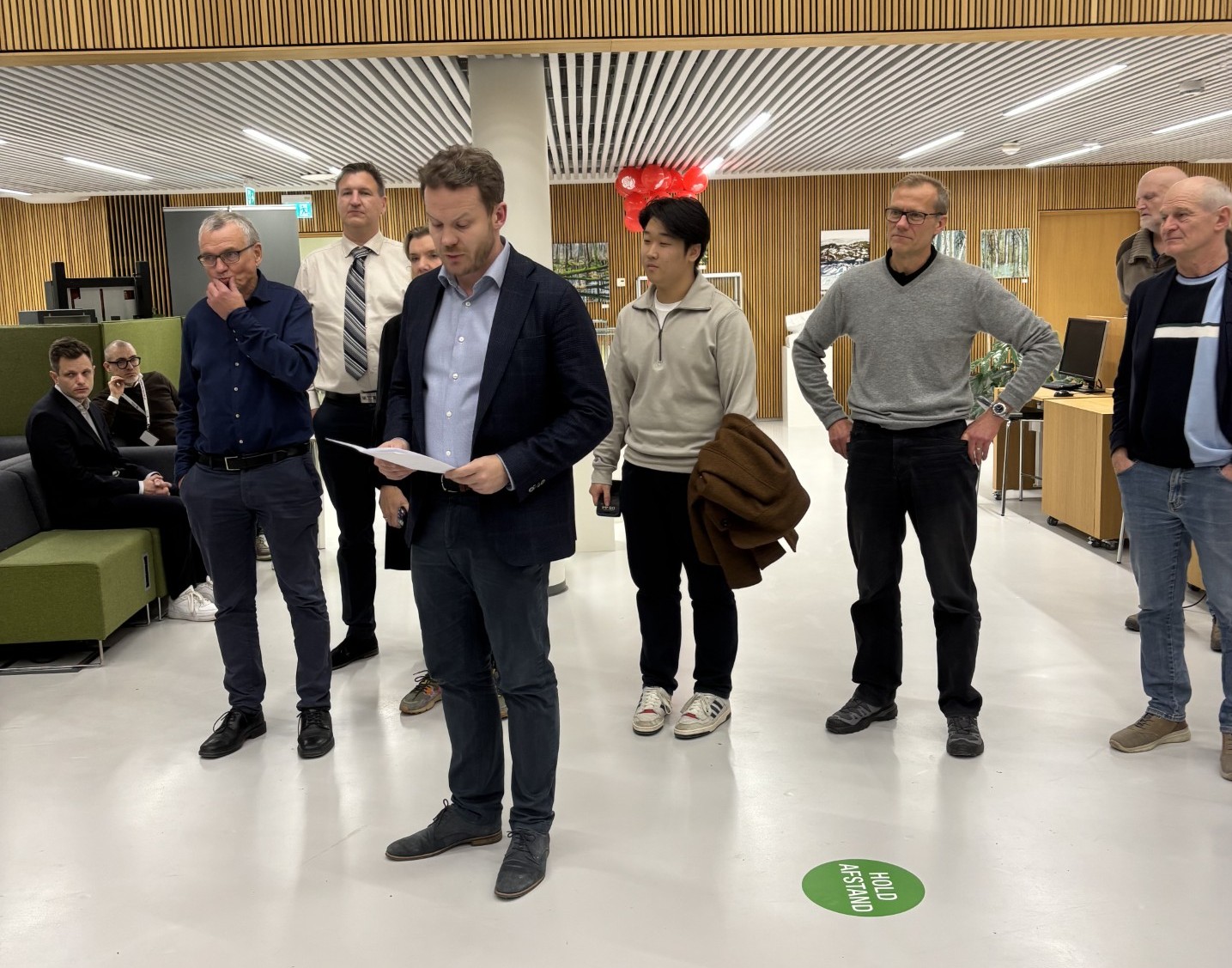 Nicolai Bechfeldt, Venstre, annoncerer her, at han bliver borgmester med støtte fra Socialdemokratiet, Liberal Alliance, Enhedslisten og SF.
