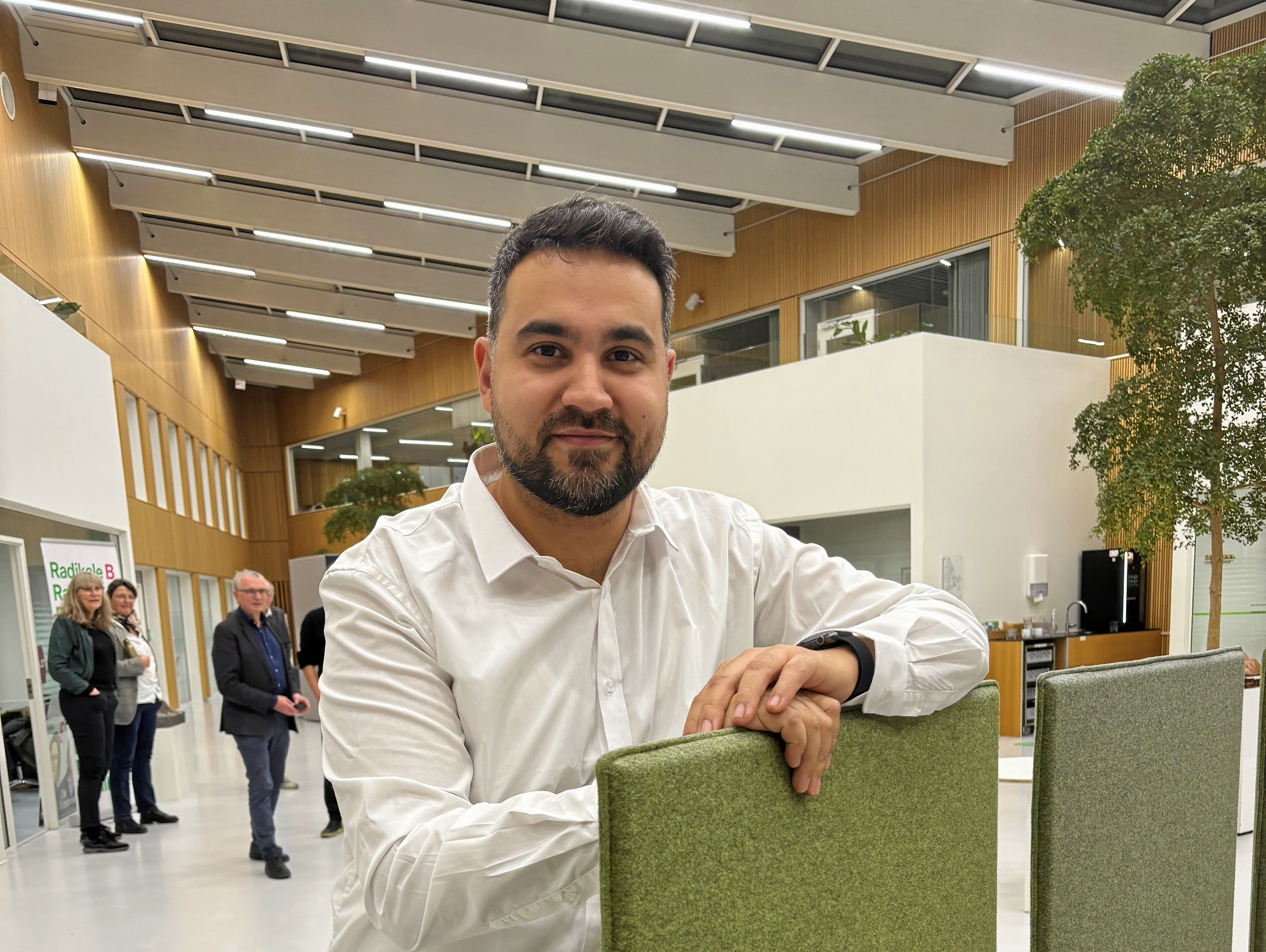 - Jeg har set udfordringerne, men vigtigst af alt har jeg set, at integration virker når vi tager ansvar og tror på det, lyder det fra Mehmet Anik.