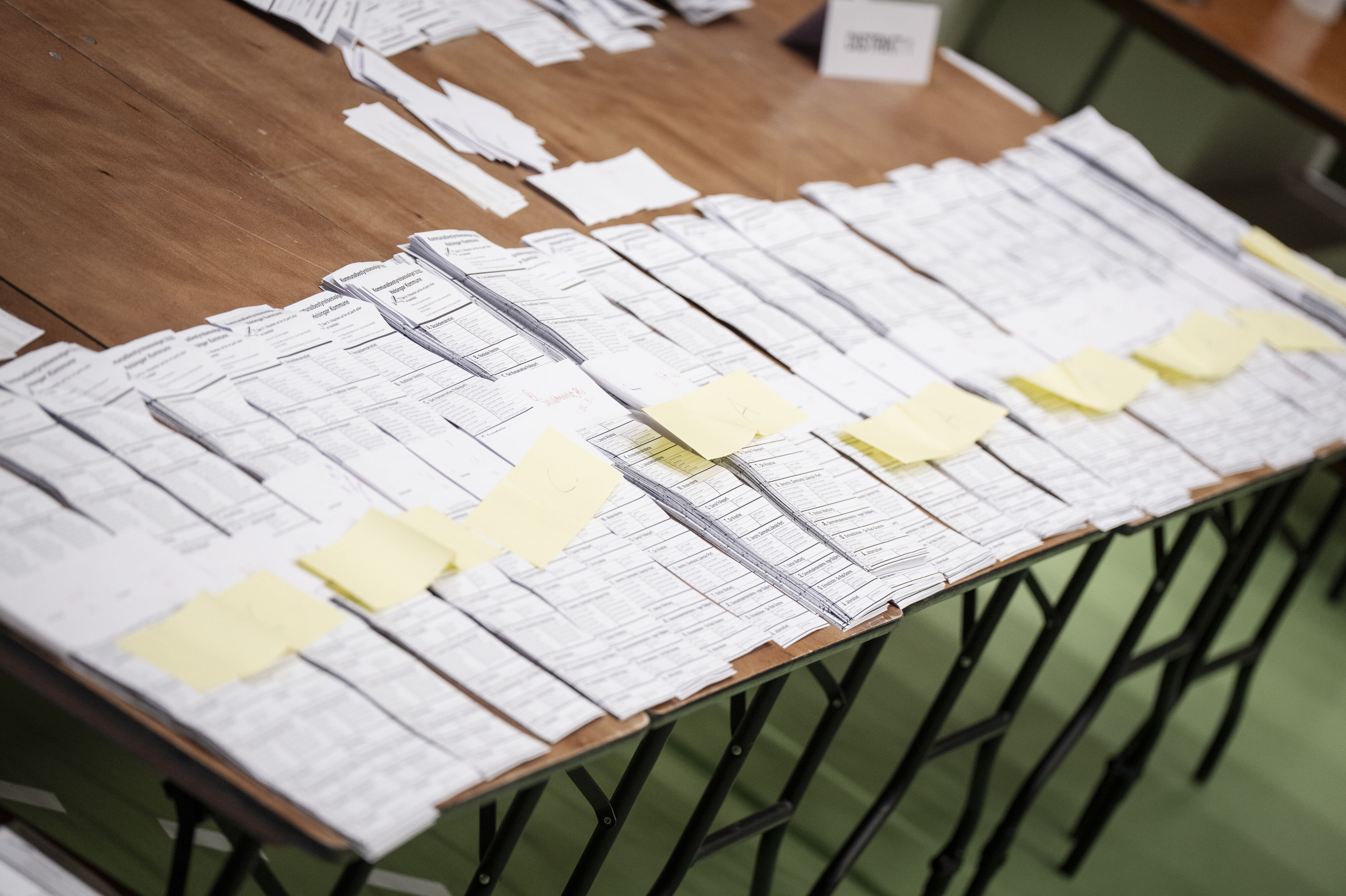Hvidovre Kommune er ikke den eneste kommune, der har skullet lave en ekstra tælling af stemmerne. I Helsingør Kommune skulle man 20. november - to dage efter kommunal- og regionsvalget - tælle stemmerne igen, da 100 stemmer var røget i den forkerte bunke. (Arkivfoto).