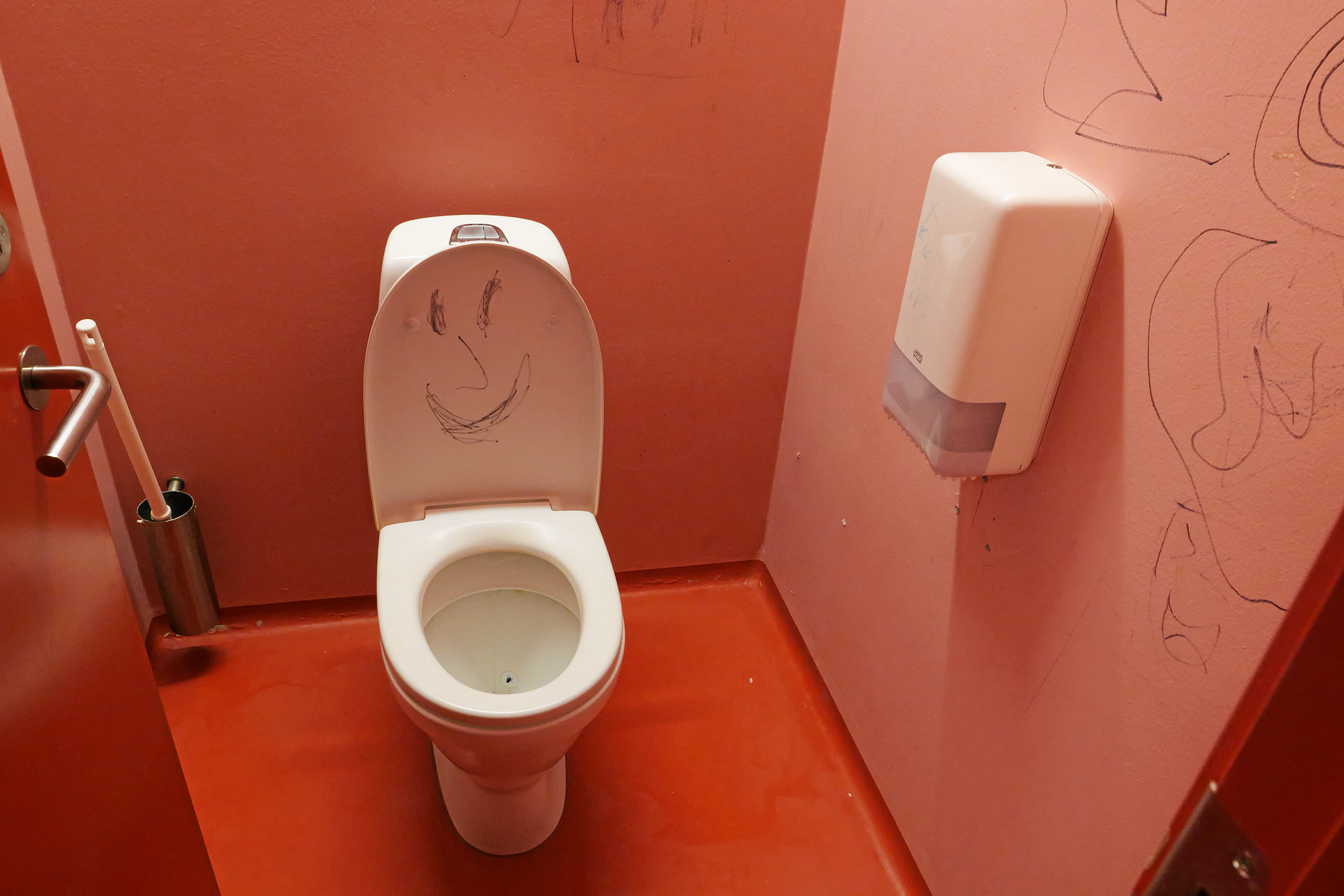 17 skoler skal have bedre toiletter, heriblandt Husum Skole.