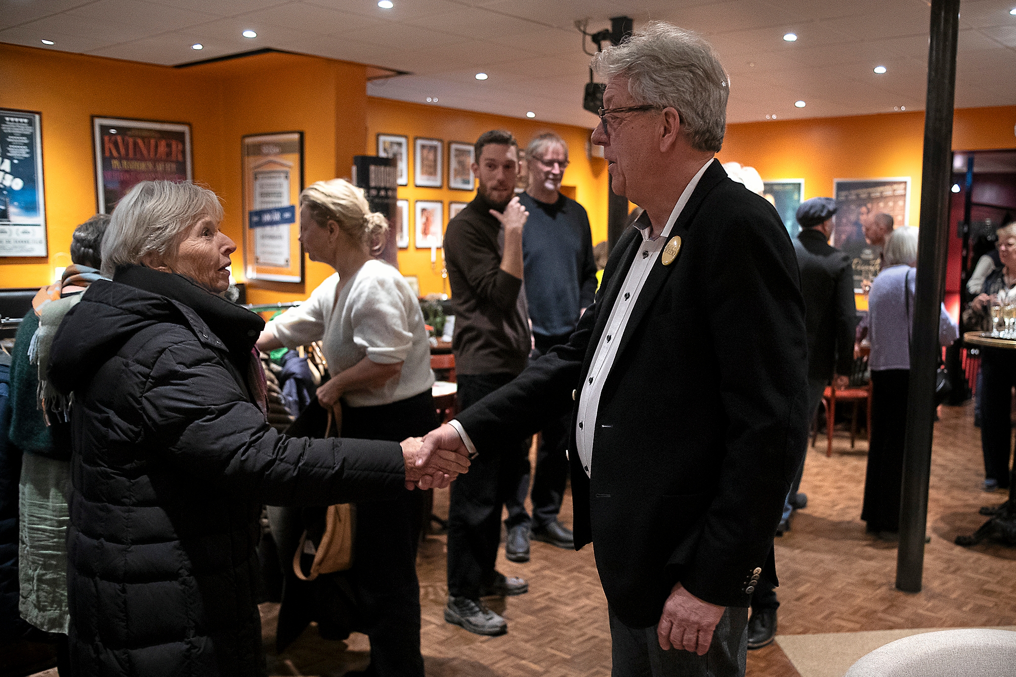 Der var mange glædelige gensyn ved jubilæumsfejringen for inviterede tirsdag aften. - Kim Rasmussen Der var mange glædelige gensyn ved jubilæumsfejringen for inviterede tirsdag aften.