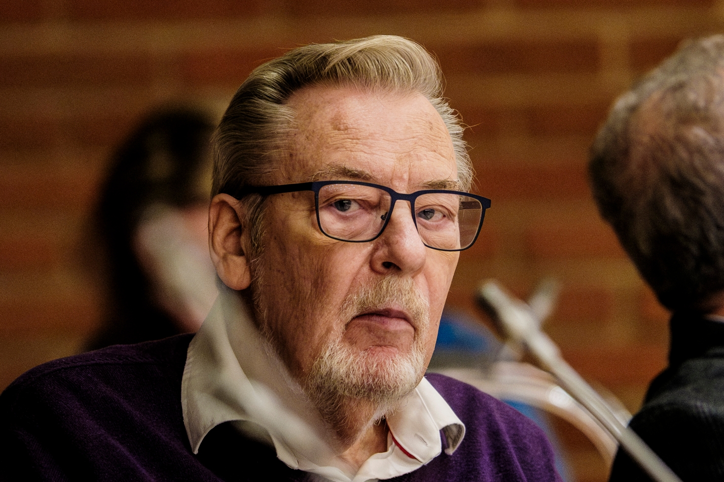 Tidligere borgmester Ole Bjørstorp (IL) var tilbage på en af de 19 stole om bordet i byrådssalen, da han for en kort stund afløste partifællen Selcuk Özcan. - Robert Hendel Tidligere borgmester Ole Bjørstorp (IL) var tilbage på en af de 19 stole om bordet i byrådssalen, da han for en kort stund afløste partifællen Selcuk Özcan.