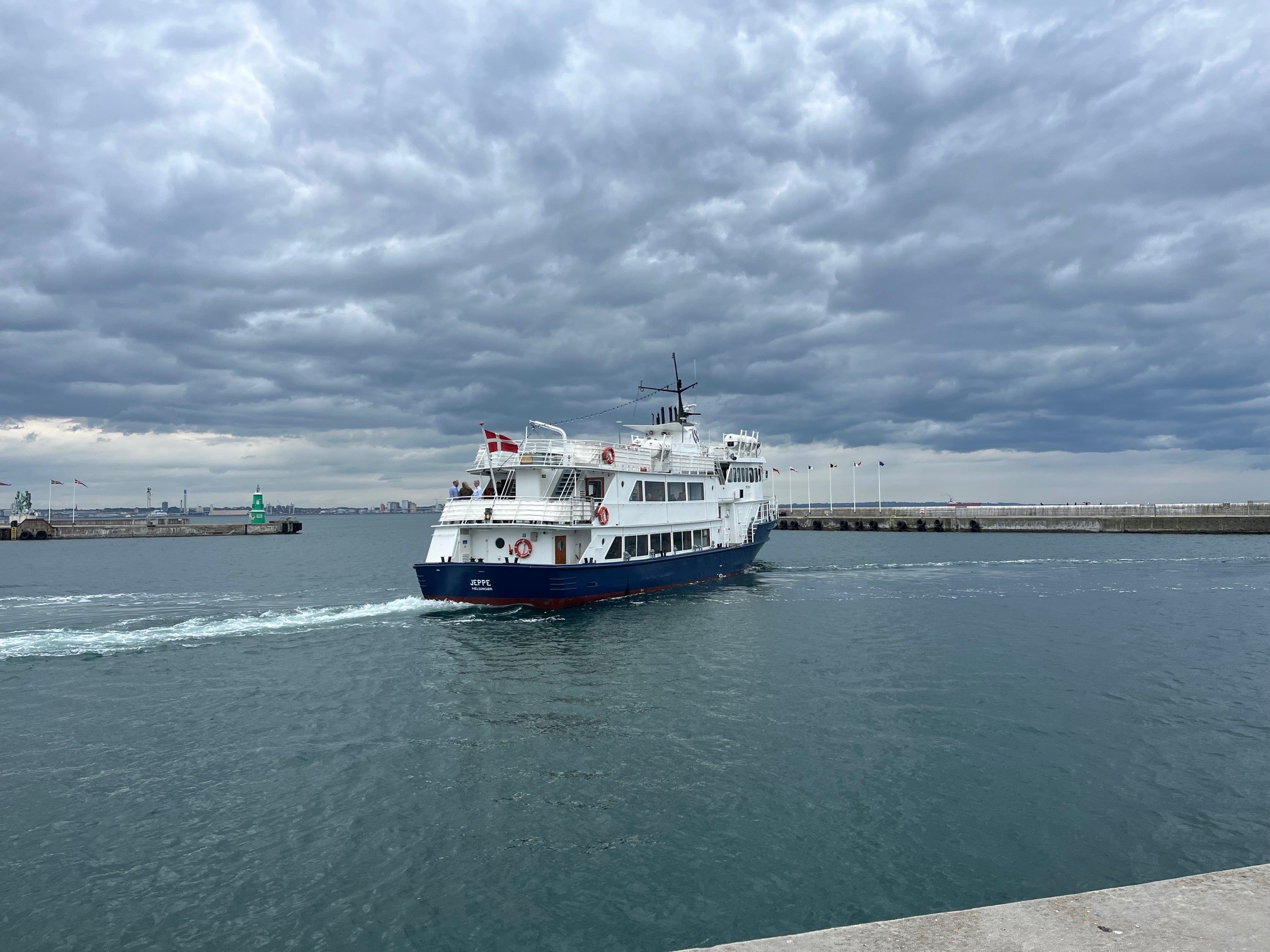 Sundbussen Jeppe er nu på vej på værft i Gilleleje.