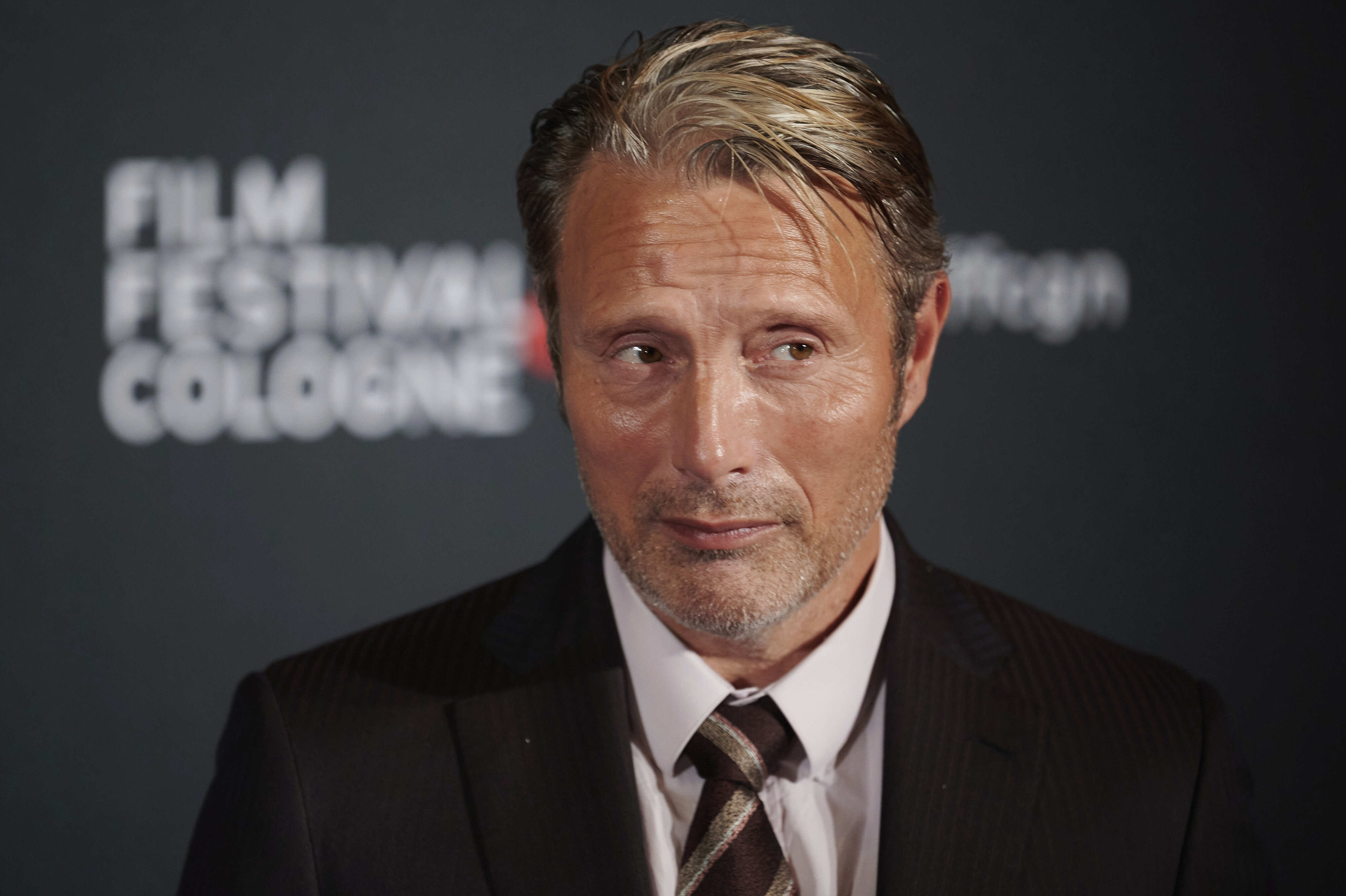 Det amerikanske ministerium for indenrigssikkerhed har brugt et klip af en dansende Mads Mikkelsen til at hylde landets immigrationspolitik på X. Det klip vil Zentropa nu have fjernet, lyder det til TV 2. (Arkivfoto).