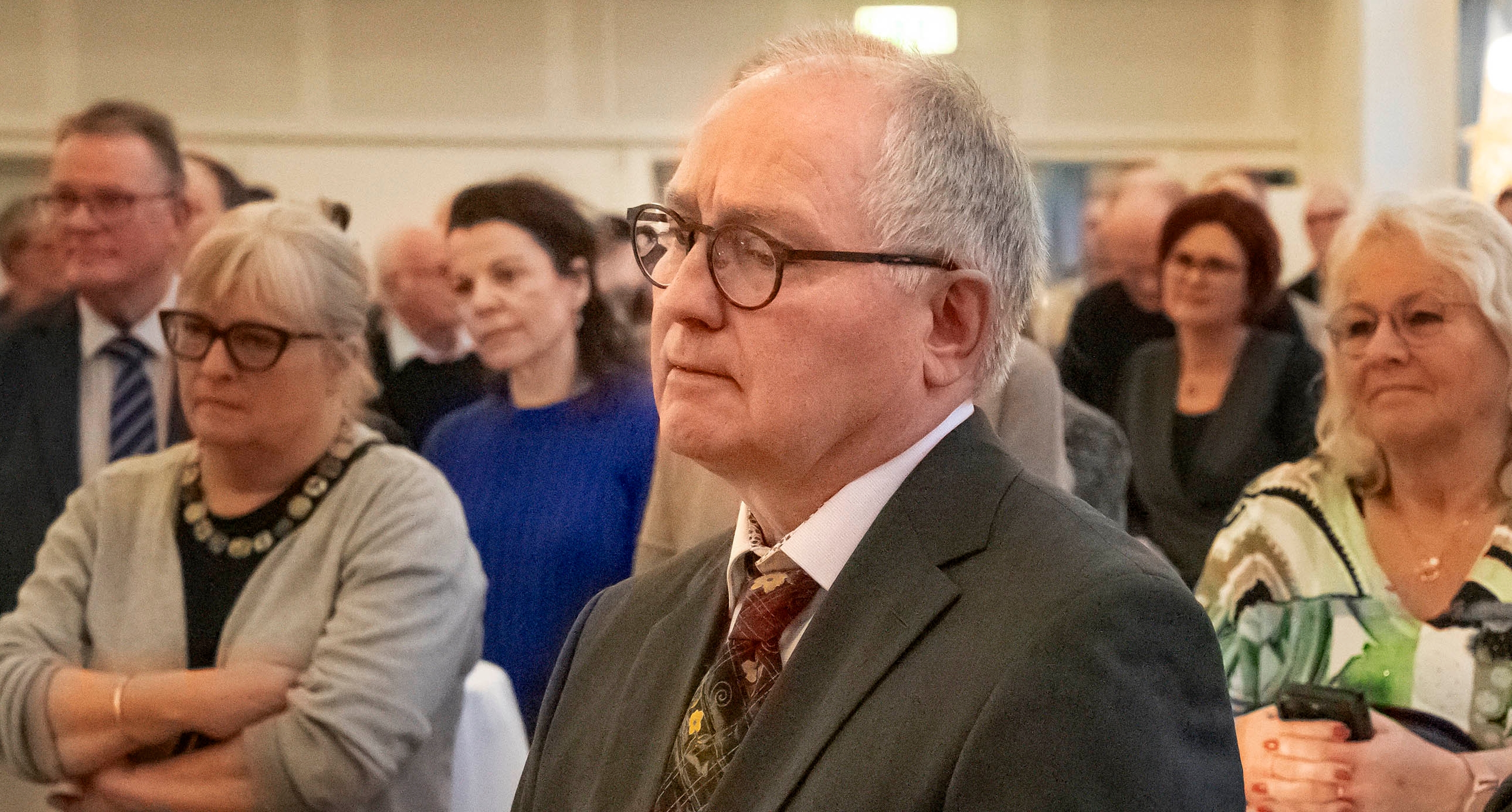 René Tuekær blev fejret for sine 40 år i lokalpolitik og modtog Ridderkorset af 1. grad torsdag 11. december. - Jens Wollesen René Tuekær blev fejret for sine 40 år i lokalpolitik og modtog Ridderkorset af 1. grad torsdag 11. december.
