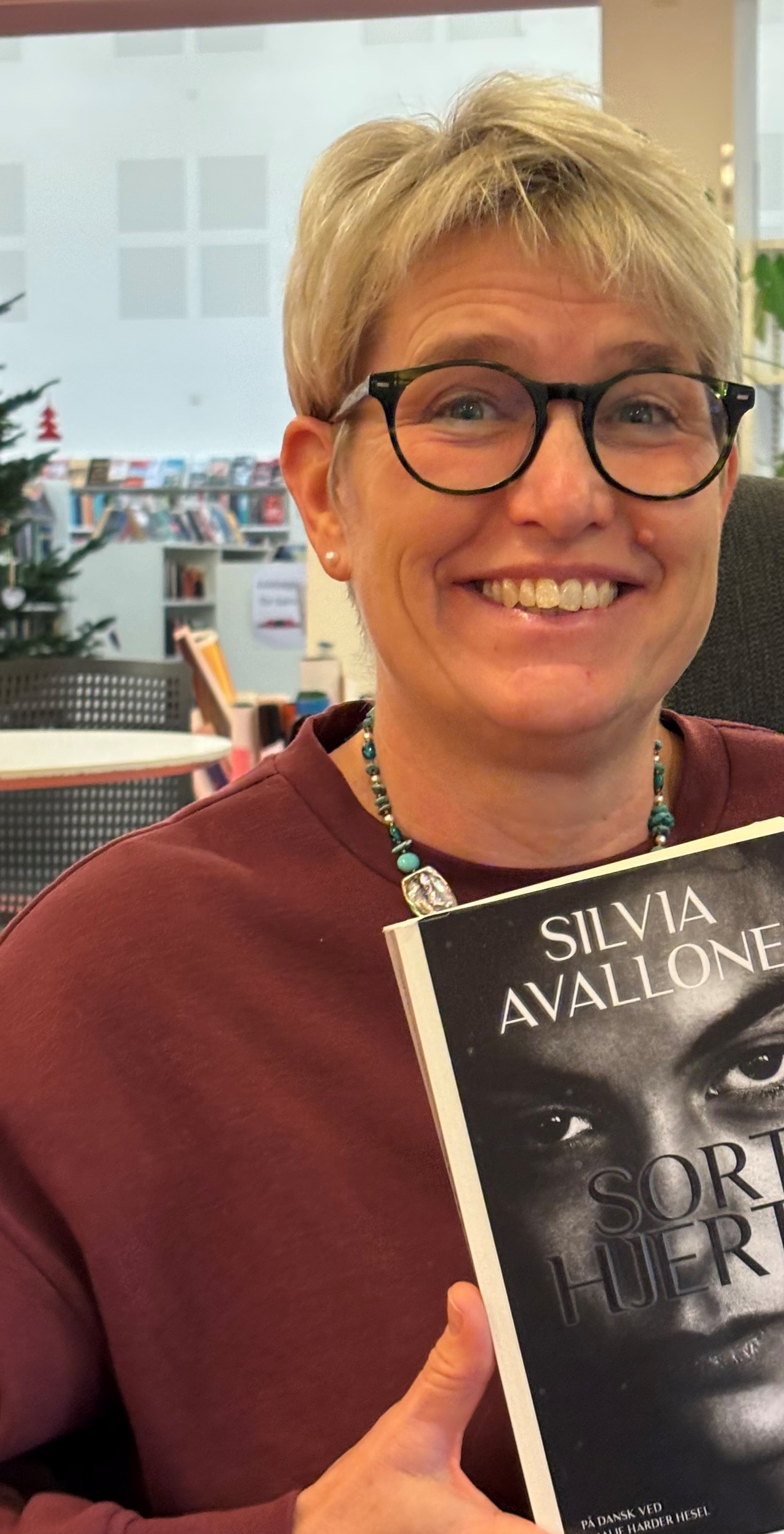 bibliotikarer anbefaler - presse bibliotikarer anbefaler