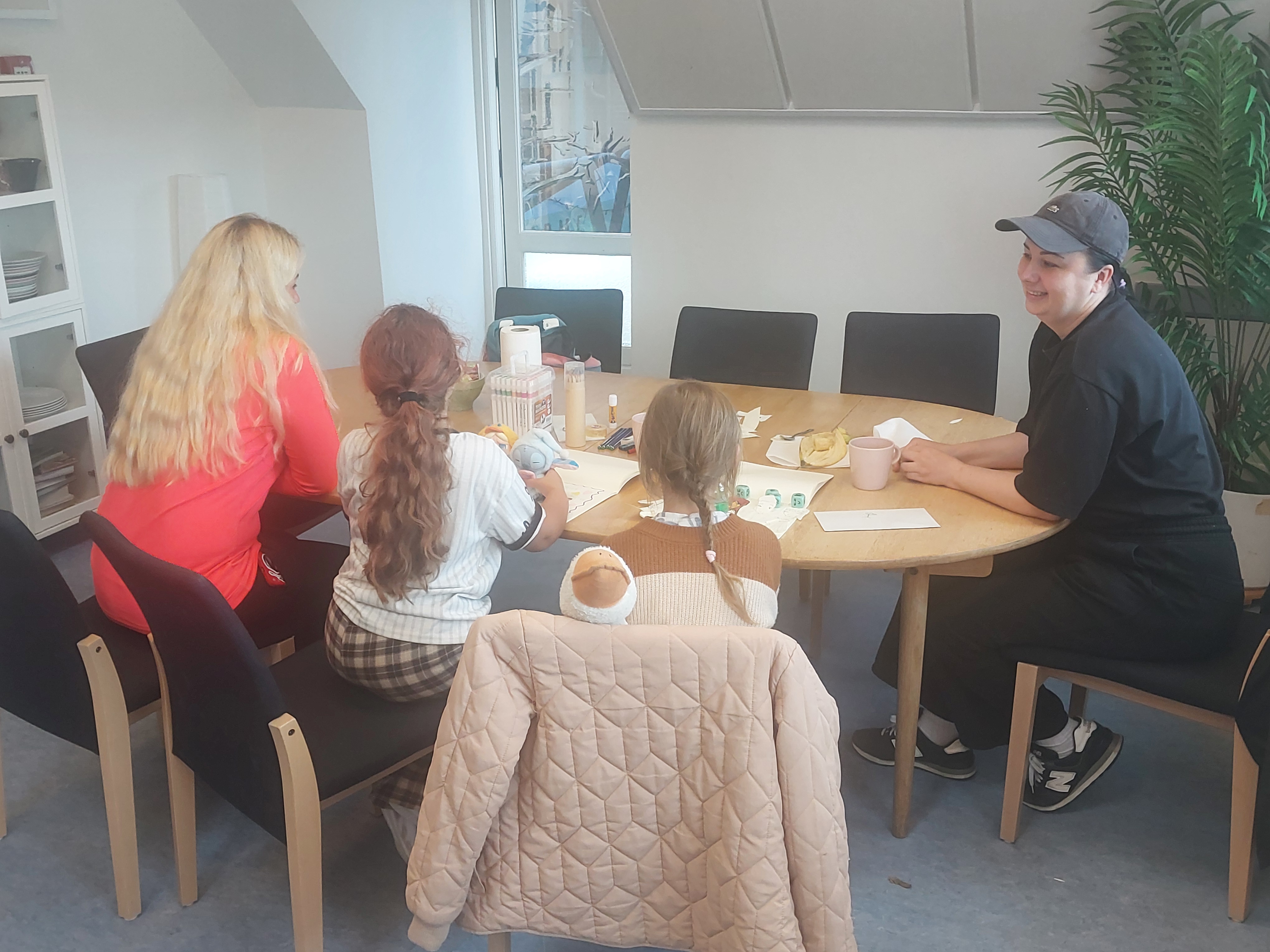 Ukrainske børn i Glostrup Kommune får hjælp af Irina Vlasova, en ukrainsk talende psykolog.