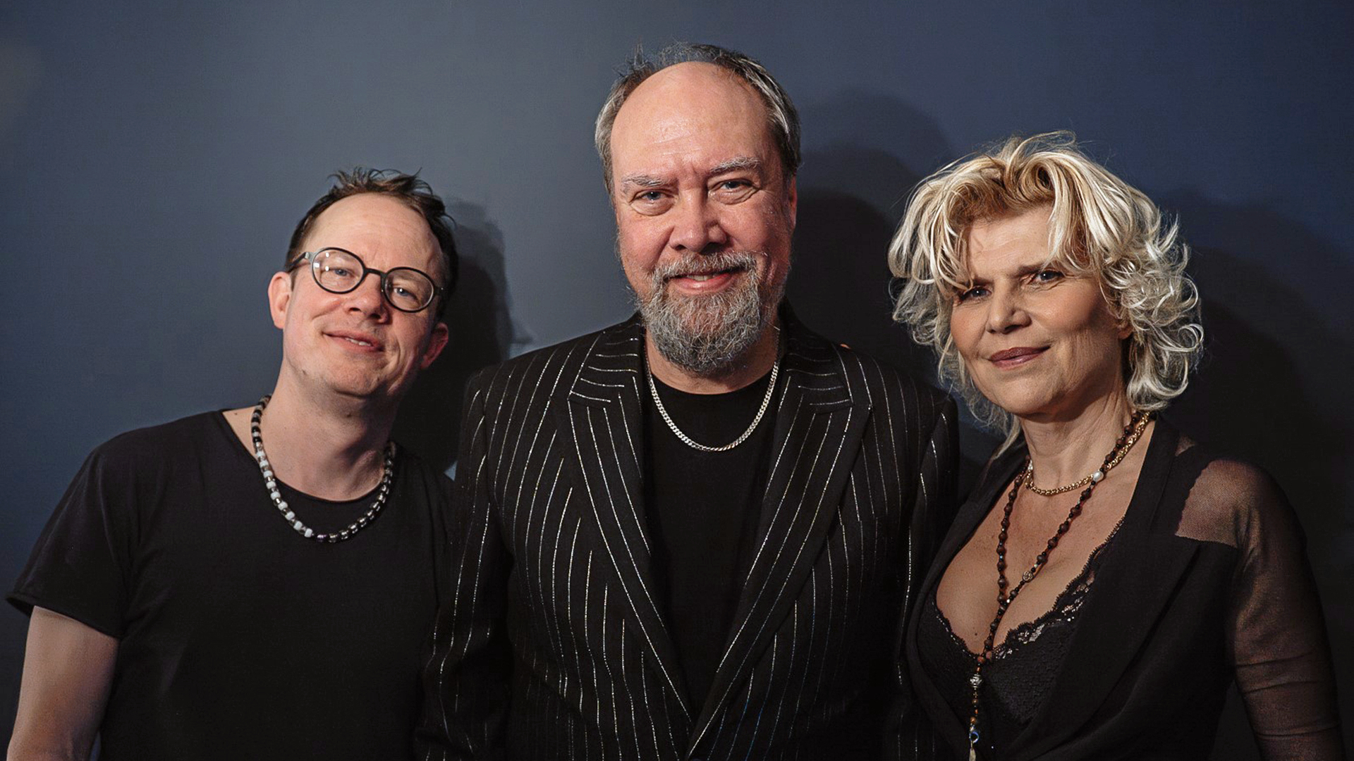 Poul Halberg Powertrio består af Poul Halberg, Jette Schandorf og Jesper Thomsen og spiller rockklassikere fra slutningen af 1960’erne.