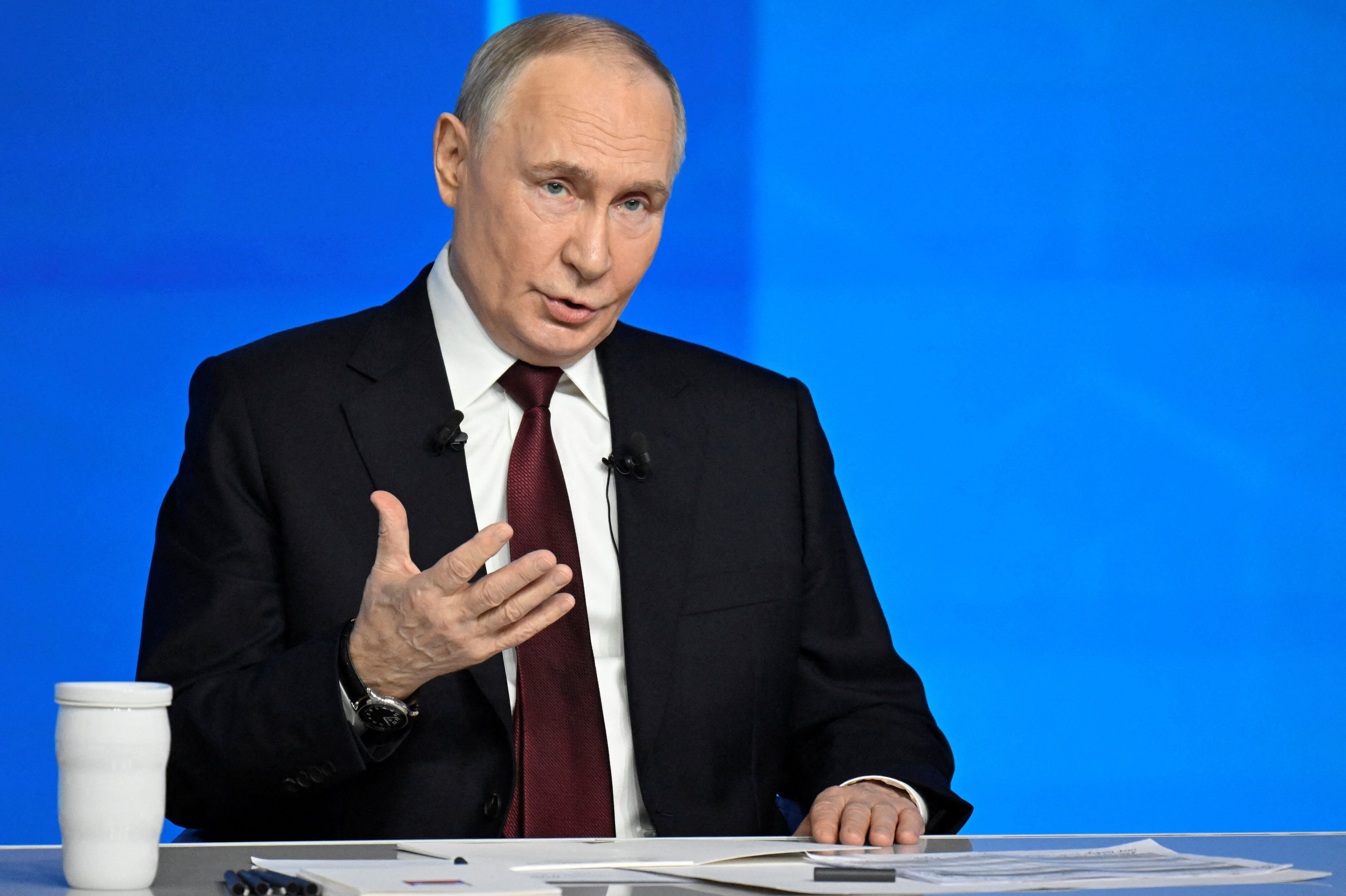 Ruslands præsident, Vladimir Putin, afholder fredag sit årligt tilbagevendende pressemøde i Moskva.