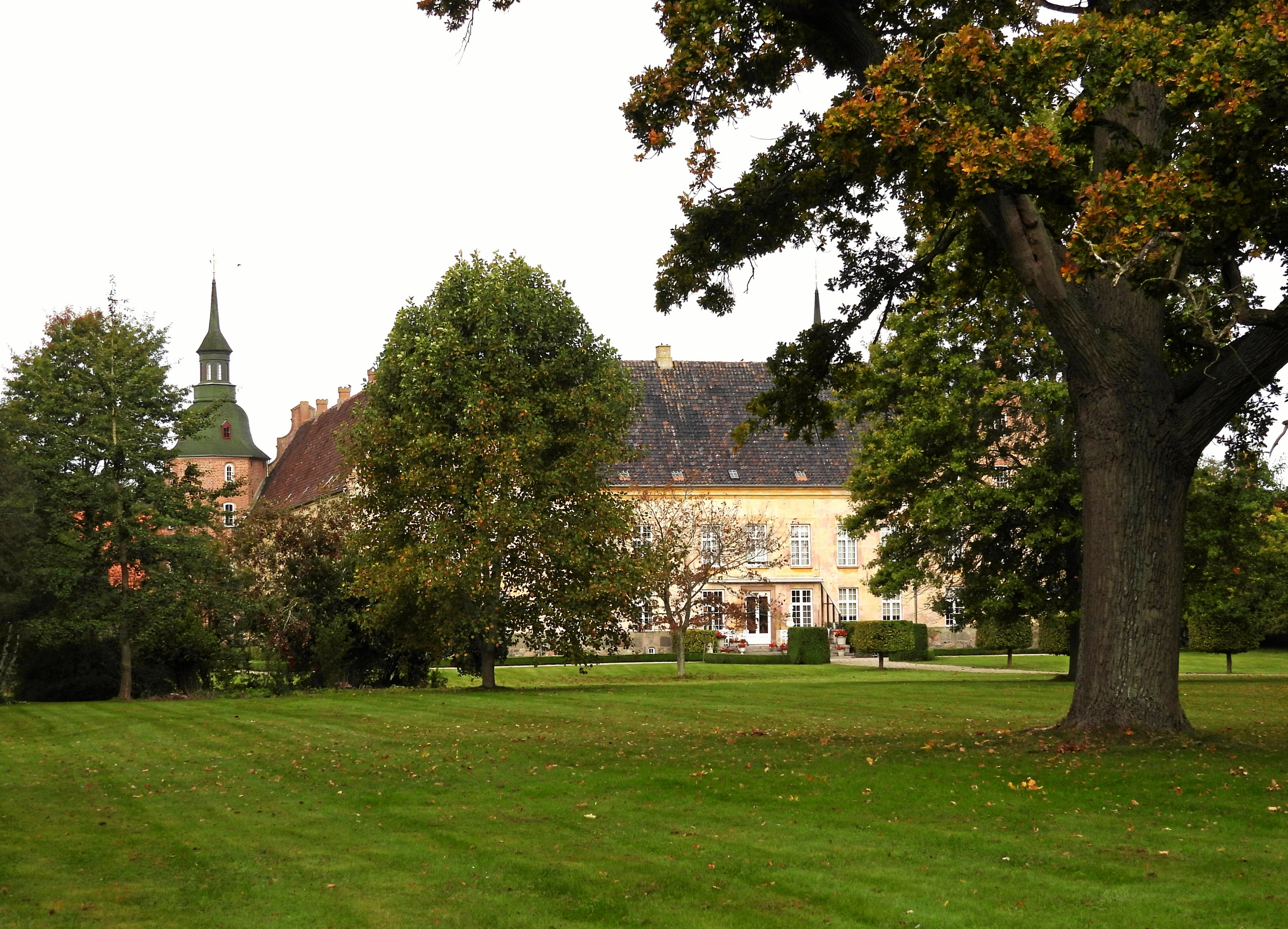 Holsteinborg park hvor H.C. Andersen har gået.