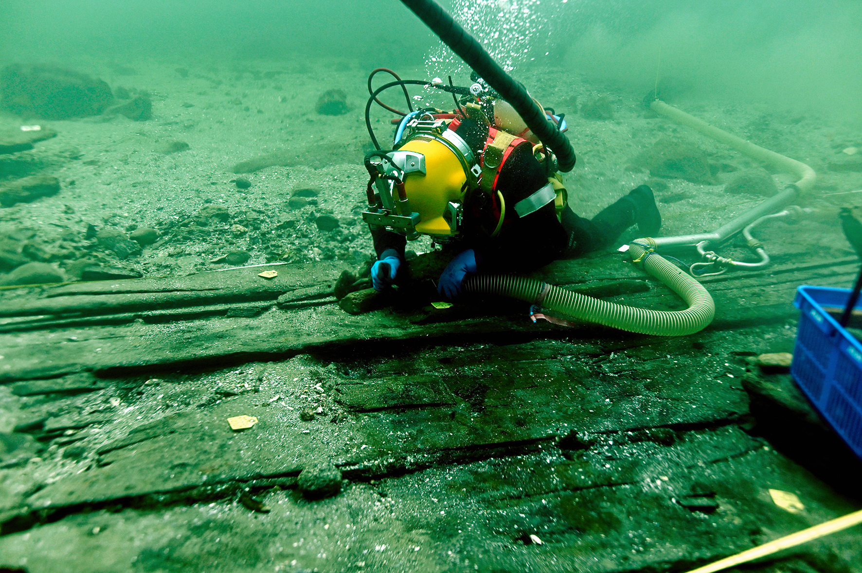 Marinarkæologer fra Vikingeskibsmuseet fandt verdens største kogge, Svælget 2, i Øresund under forundersøgelserne til Lynetteholm.