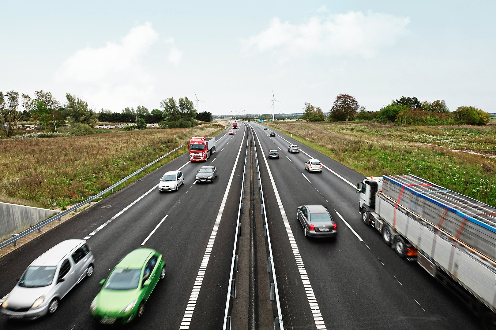 Byens borgmester og erhvervsliv og mange pendlere har sukket efter motorvejen i årevis. Men regningen for vejen, der efter planen bliver færdig i 2028 eller 2029, vokser igen.