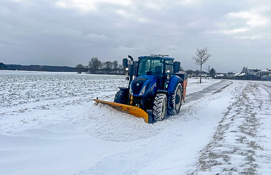 Lejres sneplove er kommet på overarbejde i forbindelse med fredagens kraftige vind.