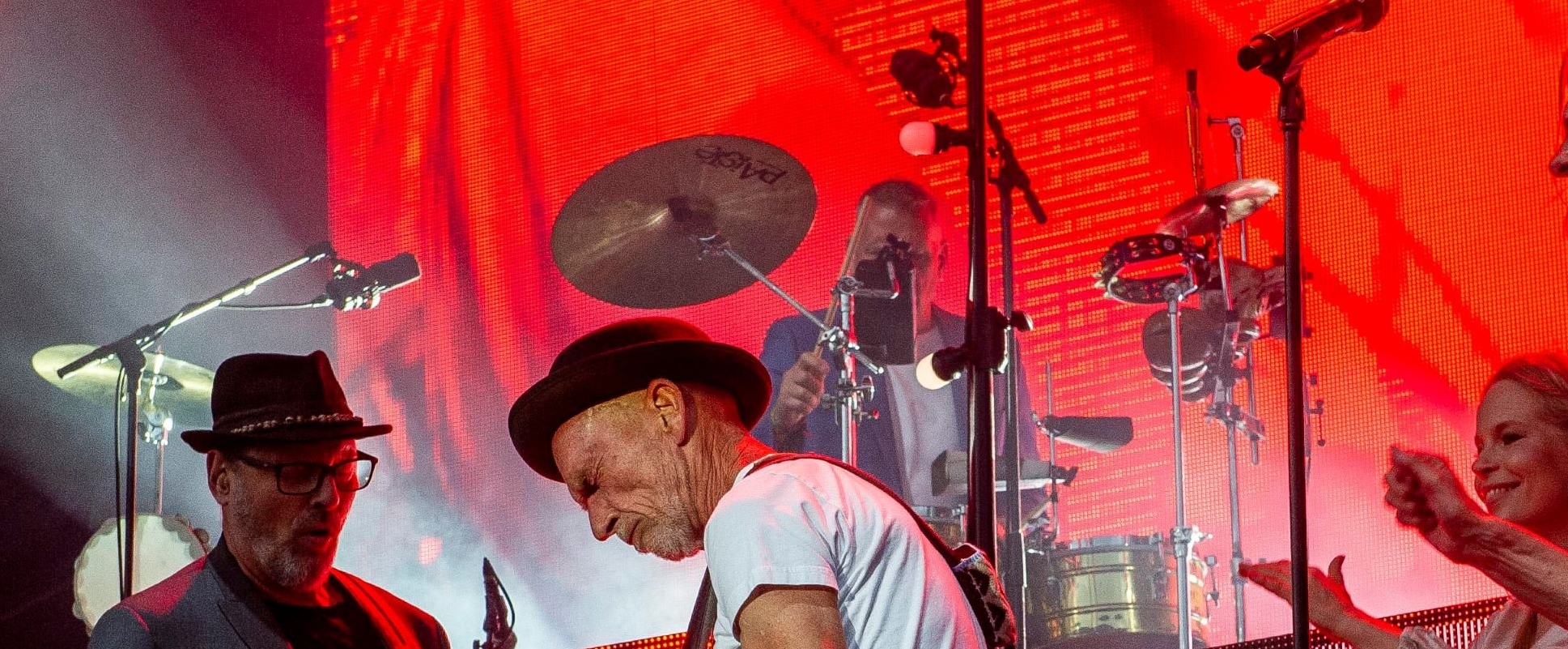 Per Chr. Frost, der døde i 2023, fyrede op under guitarsoloerne, da Gnags gæstede Vig Festival i den magiske sommer 2022. - Per Christensen Per Chr. Frost, der døde i 2023, fyrede op under guitarsoloerne, da Gnags gæstede Vig Festival i den magiske sommer 2022.