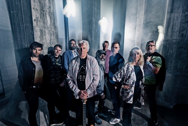 Orkestret er skabt af den danske guitarist Pierre Dørge.