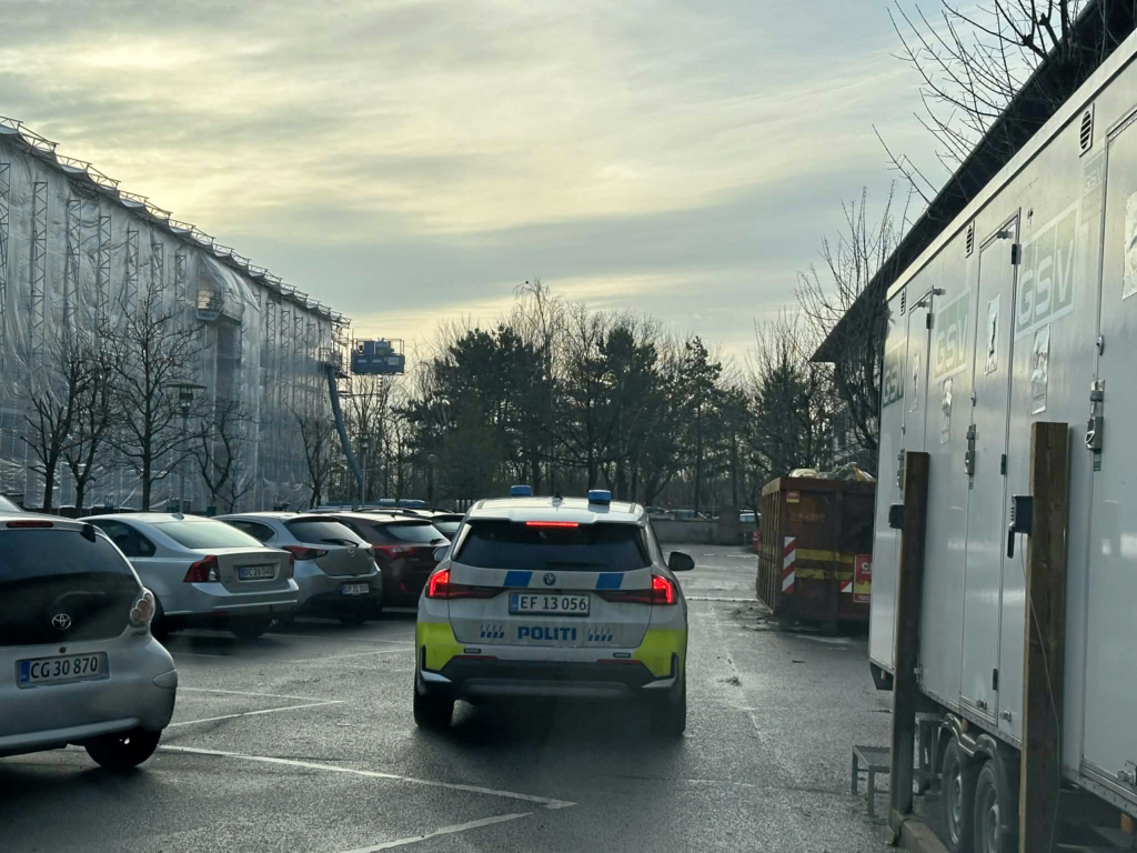 Politi på Hedemarksvej efter eksplosion ved etageejendom natten til 16. januar i år. Nu har sagen vist sig endnu større, mener politiet.