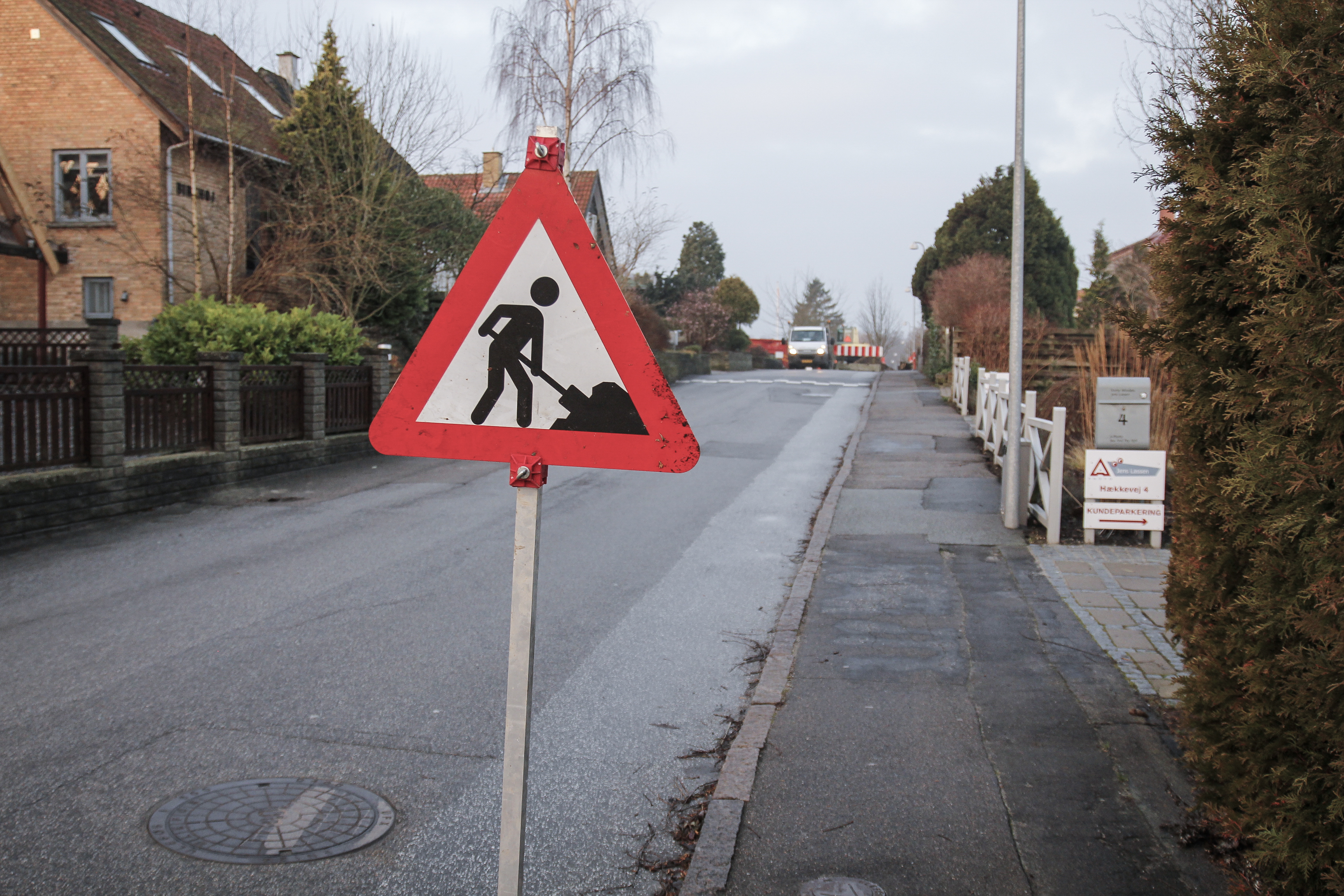 Der er godt gang i gravearbejderne rundt omkring i Hørsholm Kommune i øjeblikket - og nu vil kommunen sætte flere penge af til at føre tilsyn med de mange gravearbejder.