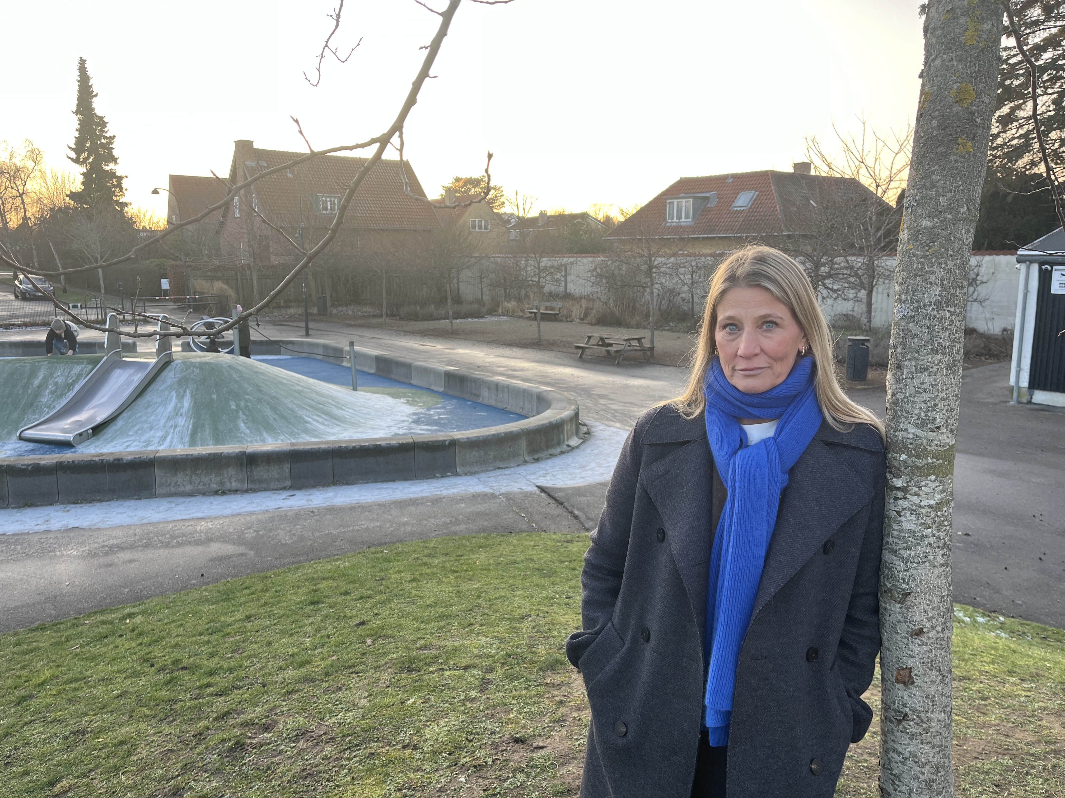 Frederikke Pedersen, næstformand for skolebestyrelsen på Skovshoved Skole, frygter, at det vil ændre hele dynamikken i lokalområdet, hvis man placerer midlertidige flygtningeboliger på legepladsen i Teglgårdsparken.
