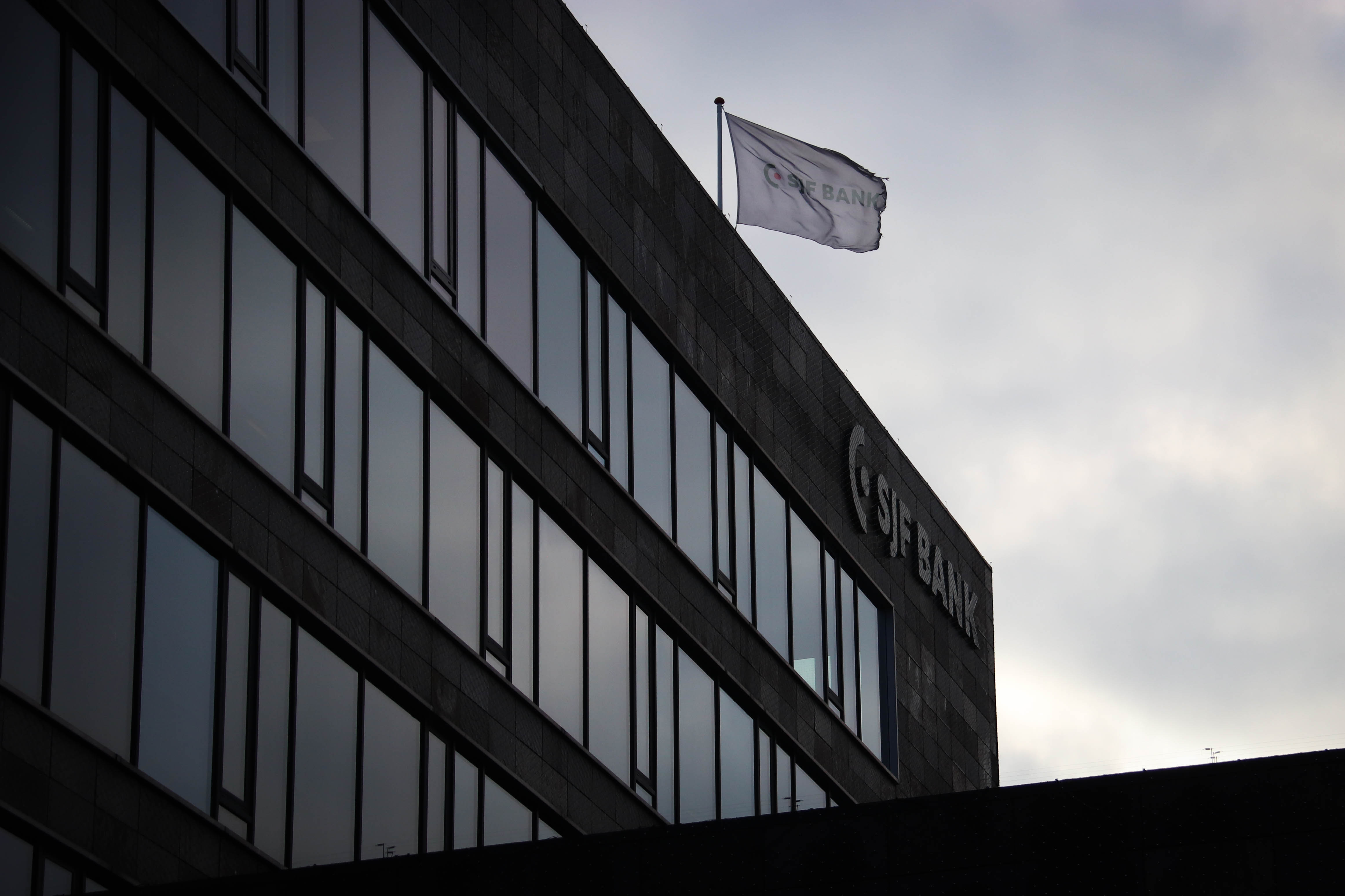 SJF Bank har løbende sat sig på mange af ejendommene i havneområdet.