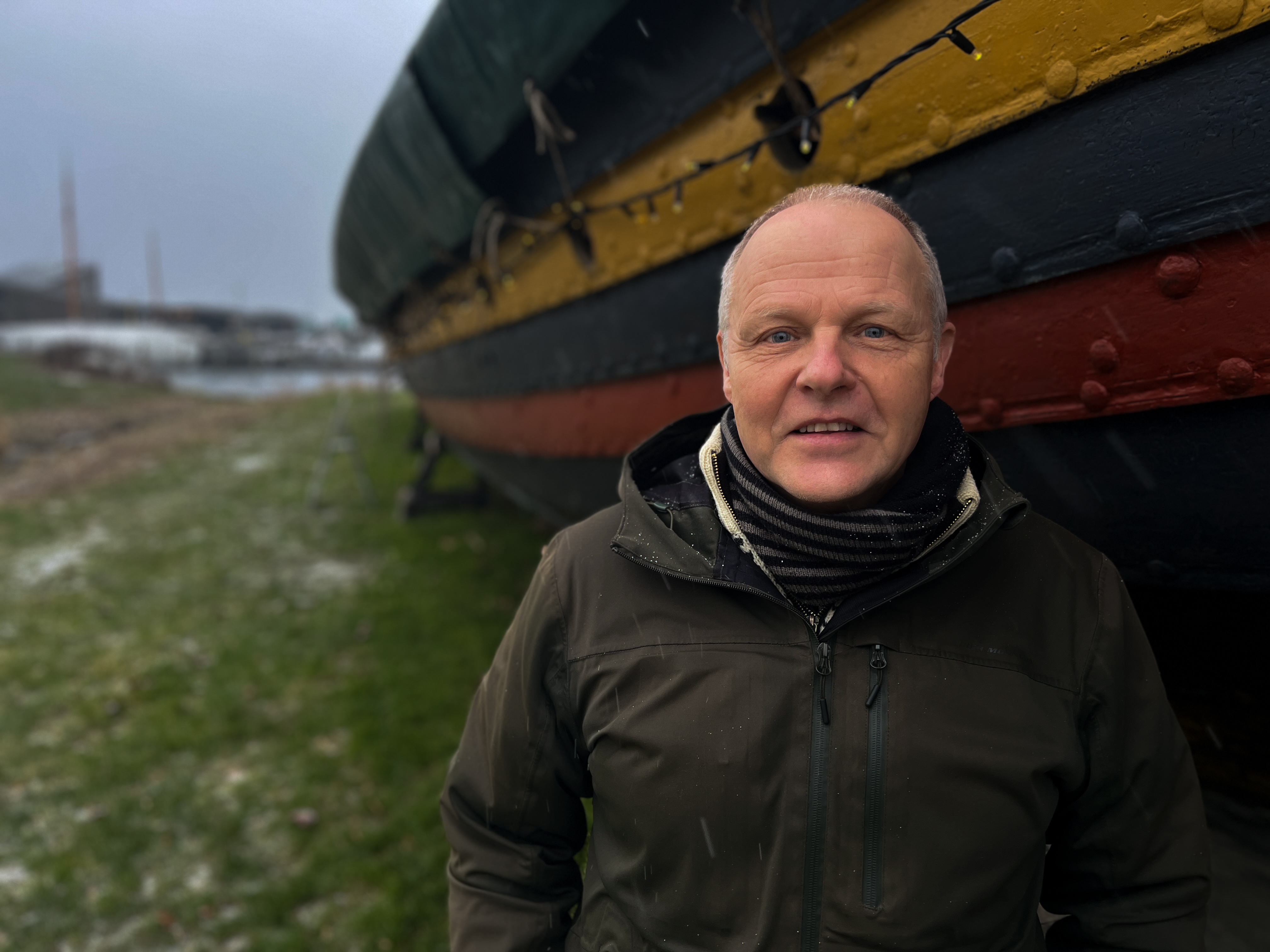 Simon Jensen er projektchef for byggeriet af den nye museumsbygning på Vikingeskibsmuseet. Inden længe går forberedelserne til byggeriet i gang, og allerede her i foråret vil der skulle graves for at flytte ledninger.