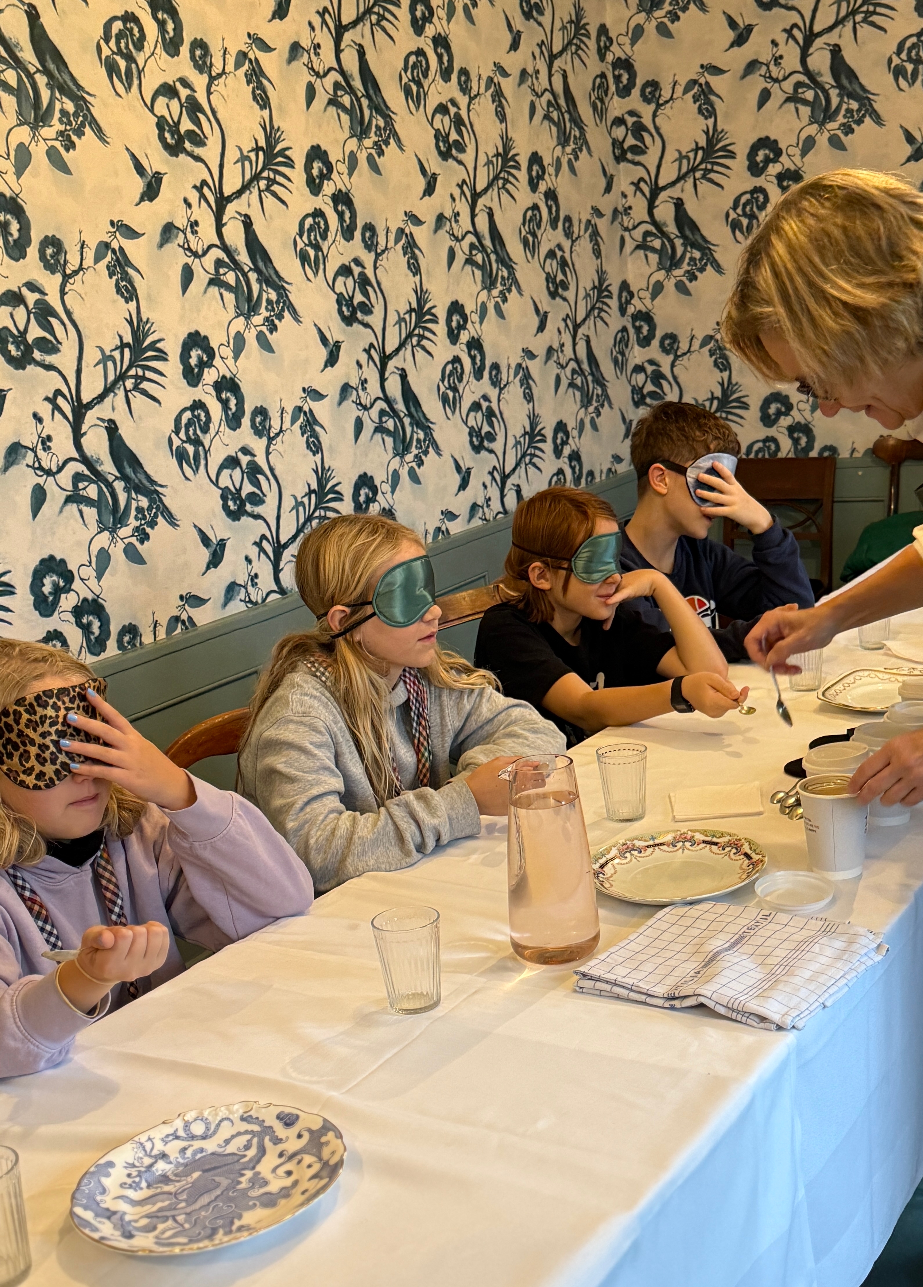 Blindsmagning uden snyd. - Presse Blindsmagning uden snyd.