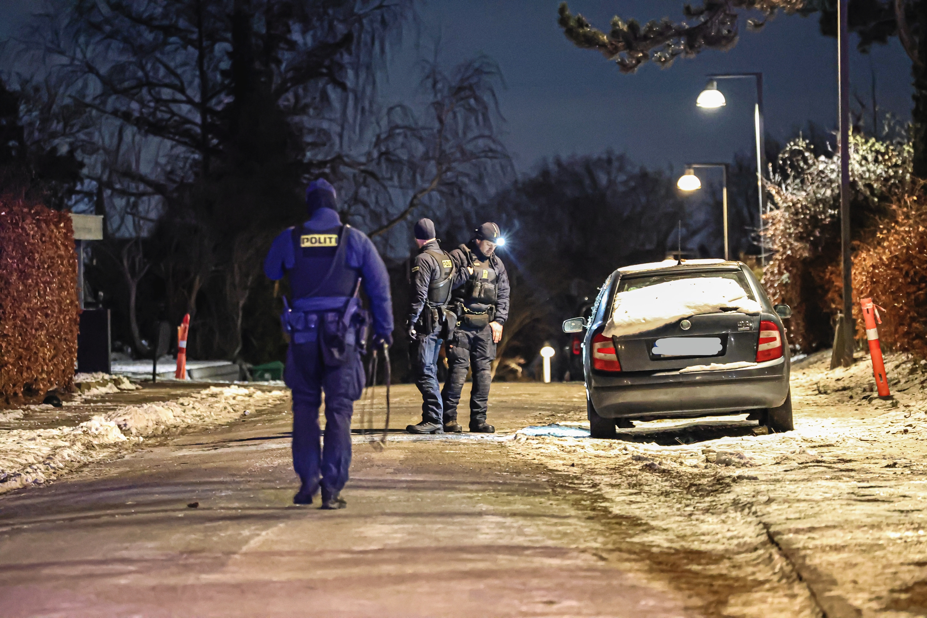 18-årig mand stukket med kniv natten til mandag den 2. februar 2026 på Horshøjvej i Rødovre. - Presse-fotos.dk 18-årig mand stukket med kniv natten til mandag den 2. februar 2026 på Horshøjvej i Rødovre.