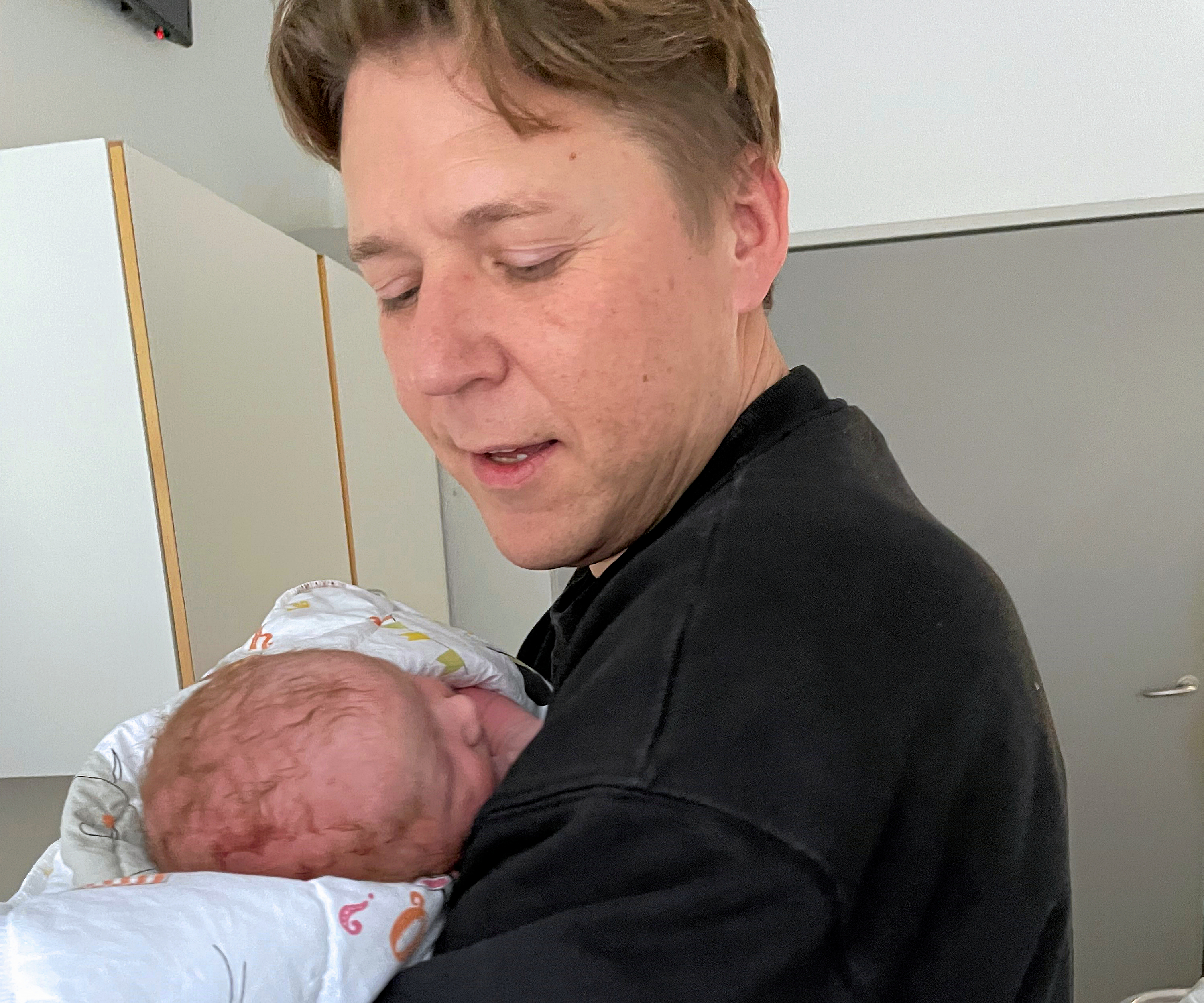 Folketingsmedlem Rasmus Horn Langhoff (S) blevet far til endnu en datter.
