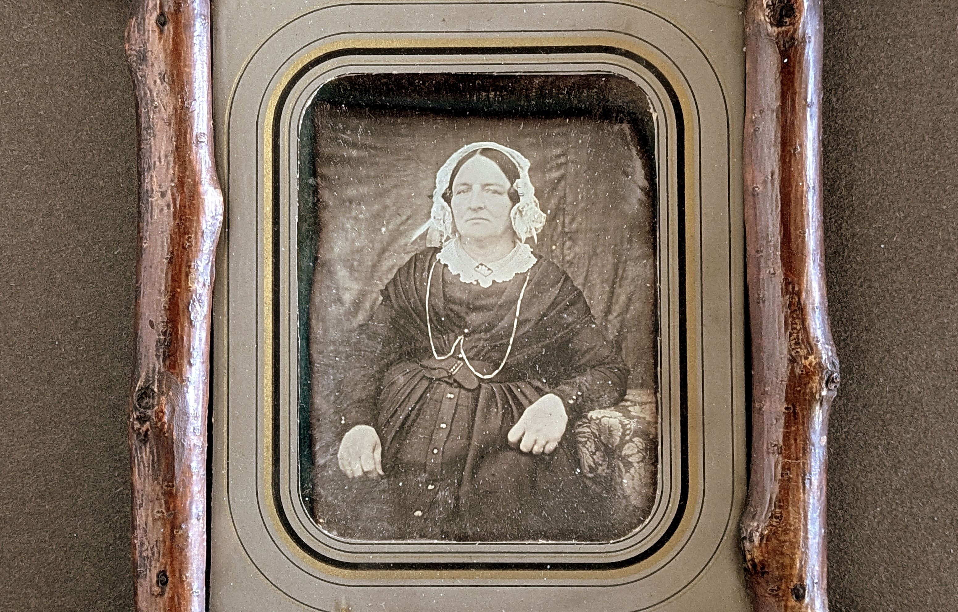 Johanne Ewersen, 1847. Gengives efter aftale med www.fotohistorie.com ved Ann Vibeke Knudsen.