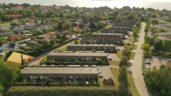 Skou Gruppen begynder renoveringen af Blåbærhaven i februar 2026 og forventer at aflevere projektet i slutningen af 2027.