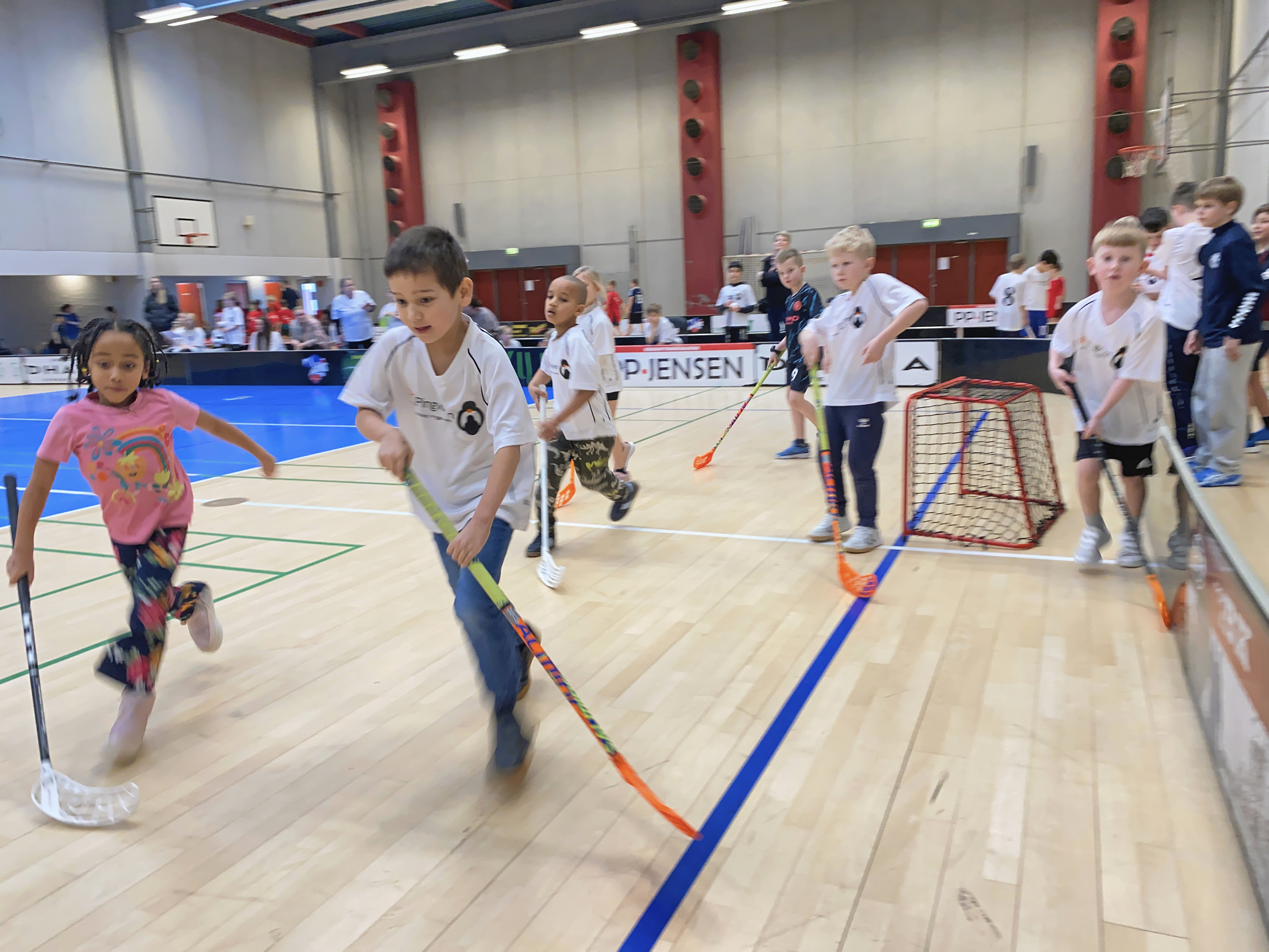 Der er ikke meget, der kan slå det årlige floorball stævne for SFO-børn i Næstved Kommune.