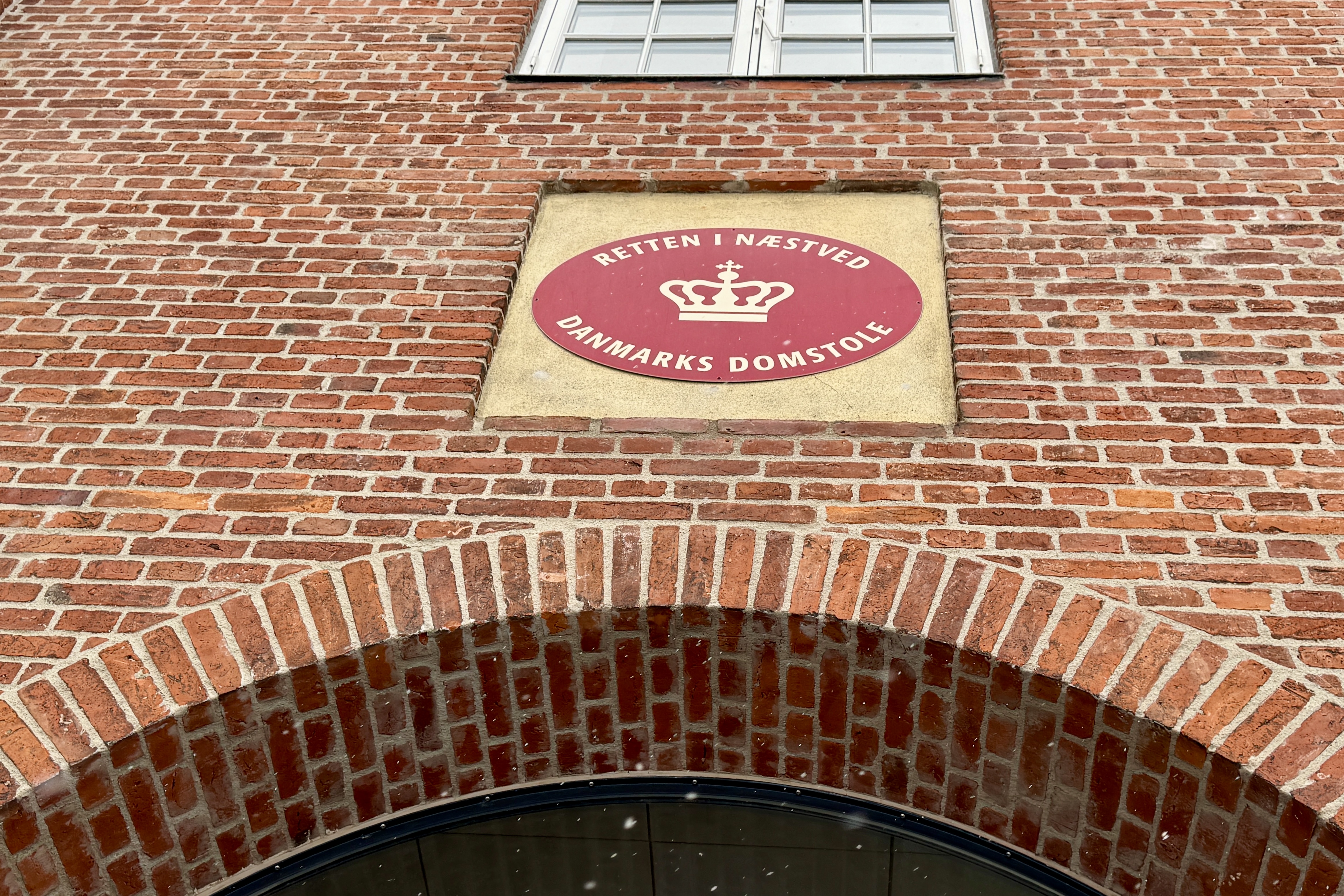 Den 28-årige mand blev onsdag anholdt af dansk politi i Kastrup Lufthavn efter udlevering fra Sverige.