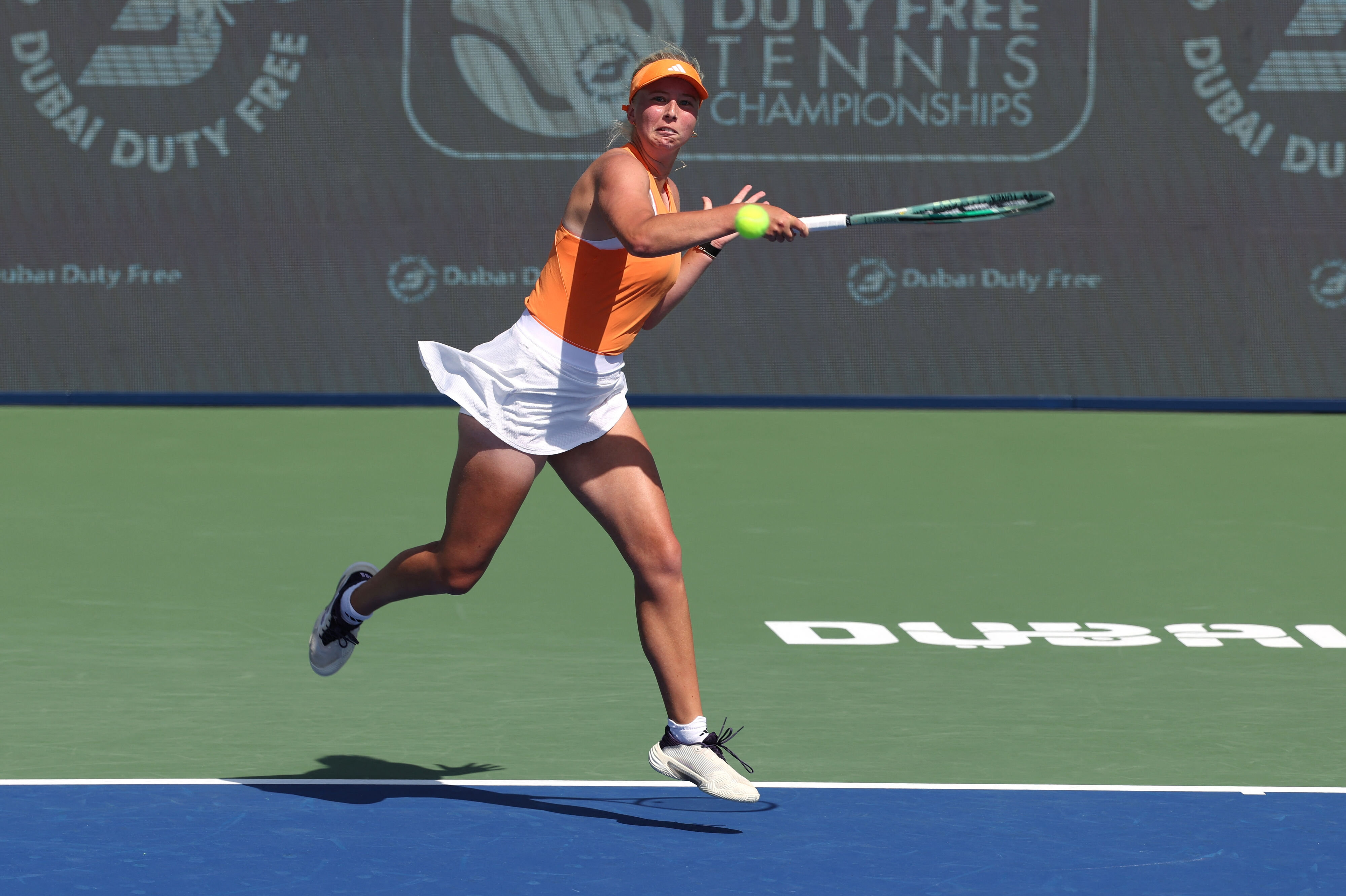 Clara Tauson er klar til en kvartfinale i WTA 1000-turneringen i Dubai.