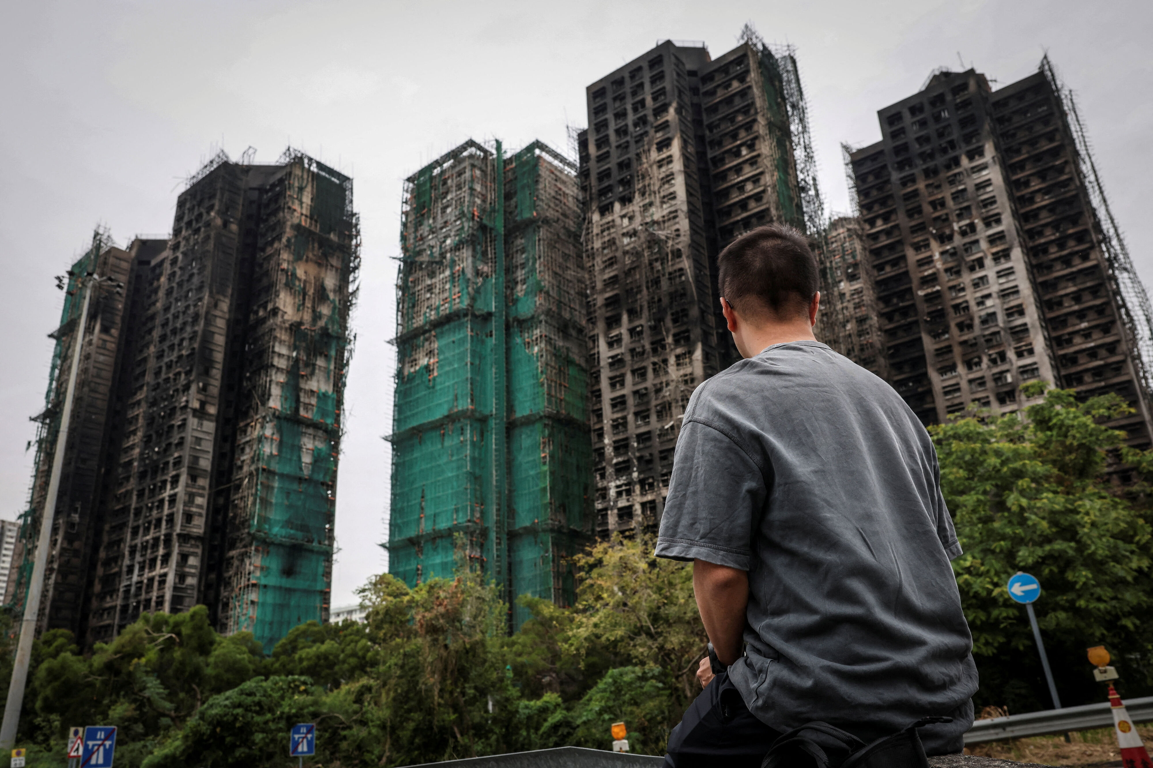 Tusindvis af mennesker fik ødelagt deres bolig under brand i november i Hongkong. (Arkivfoto).