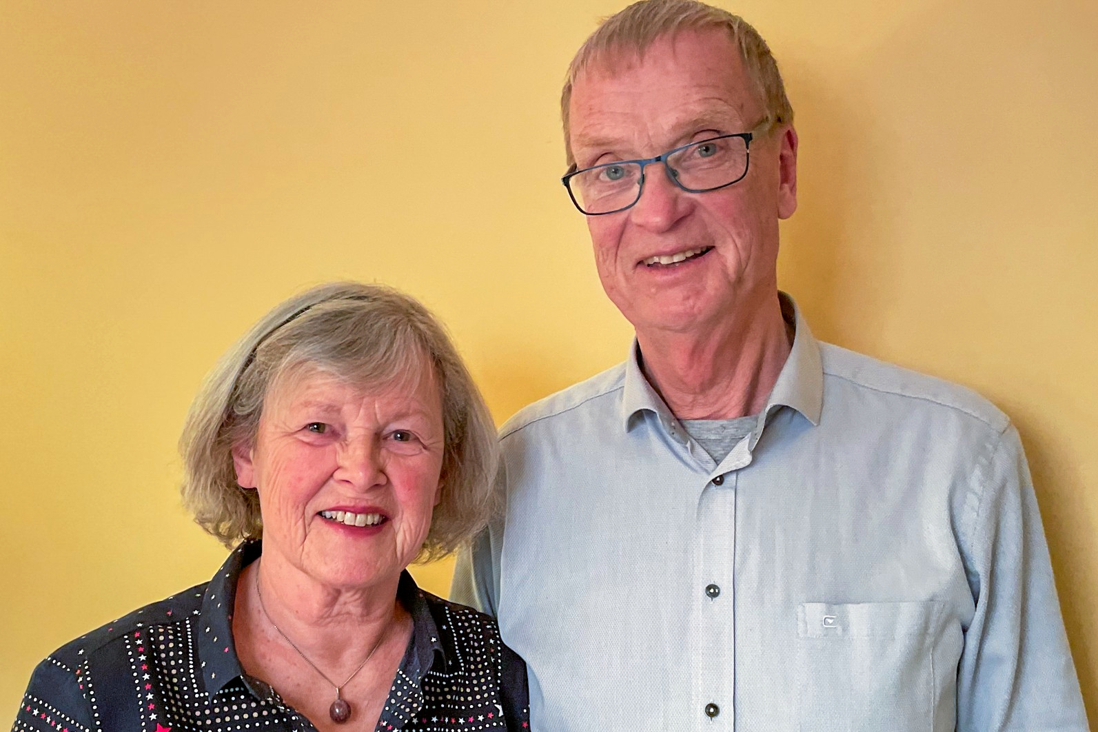 - Vi vil tale tysk - så godt vi kan. Selv er vi ikke verdensmestre i sproget, men kan gøre os forståelige, og det er det eneste, deltagerne skal forvente af hinanden, siger Hanne Bak-Jensen og Sven Bak-Jensen.