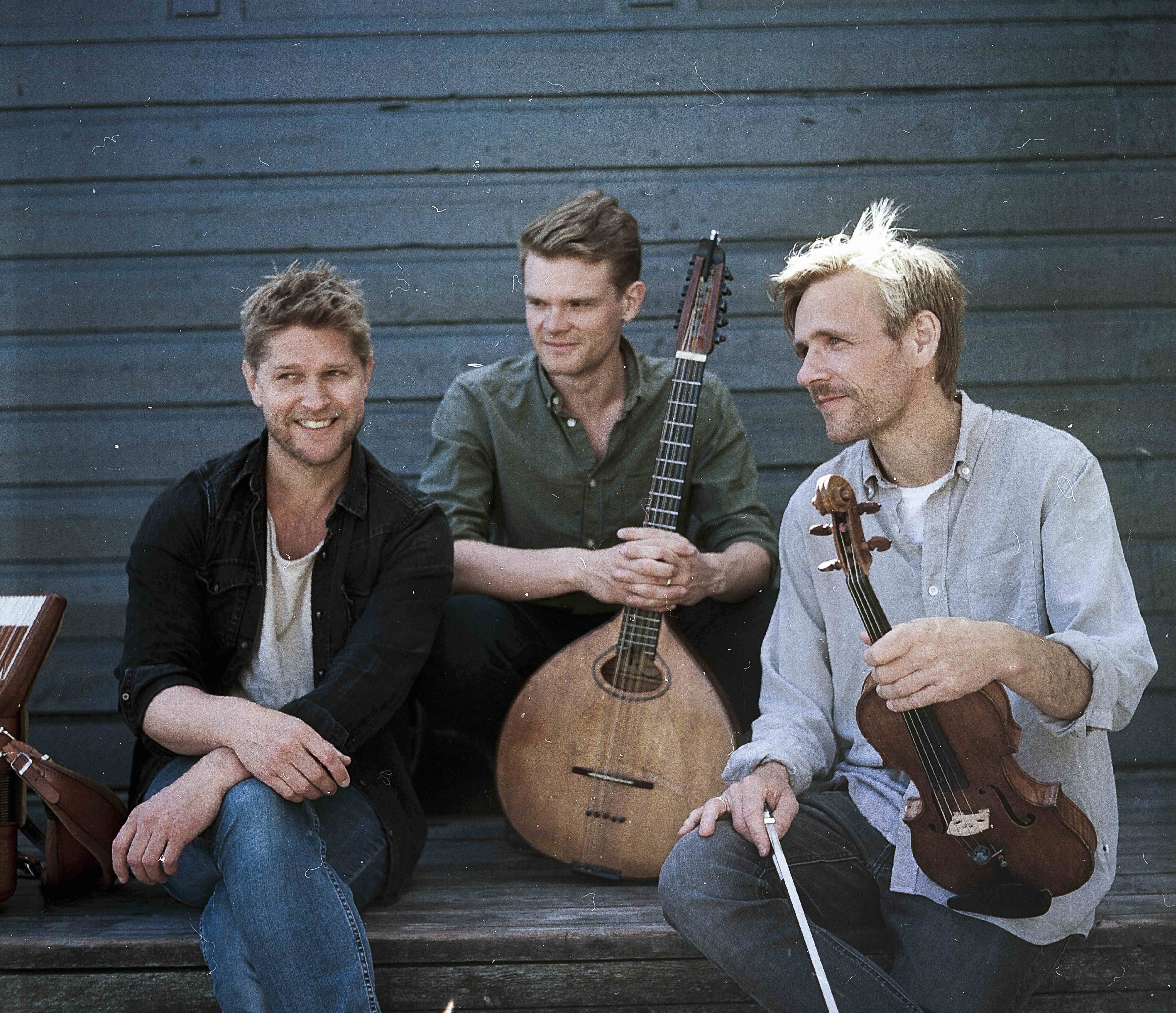 Trioen består af Nikolaj Busk, Rune Tonsgaard Sørensen og Ale Carr.