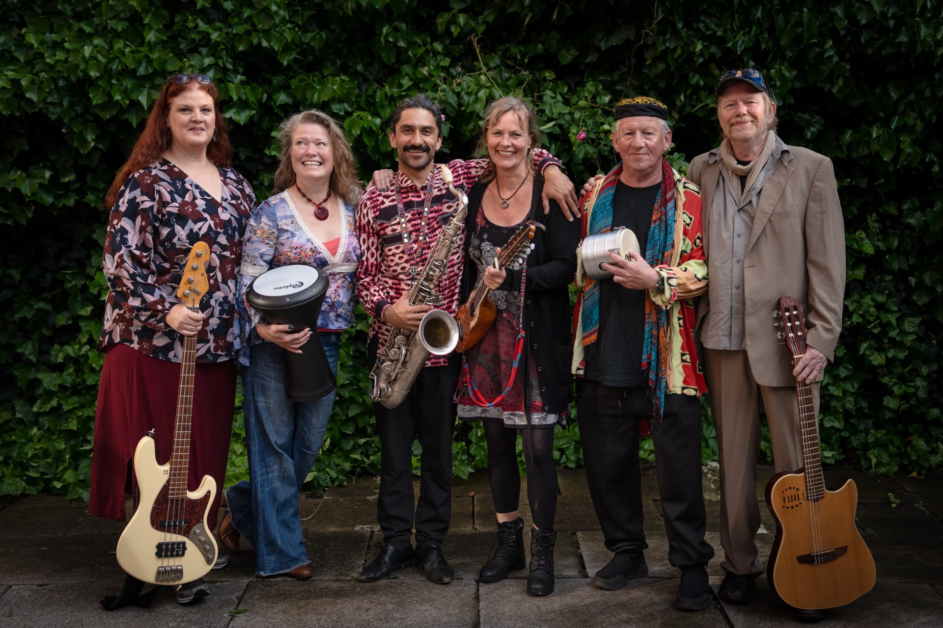 den-flyvende-kuffert-spiller-koncert-i-huset-sj-llandske-nyheder