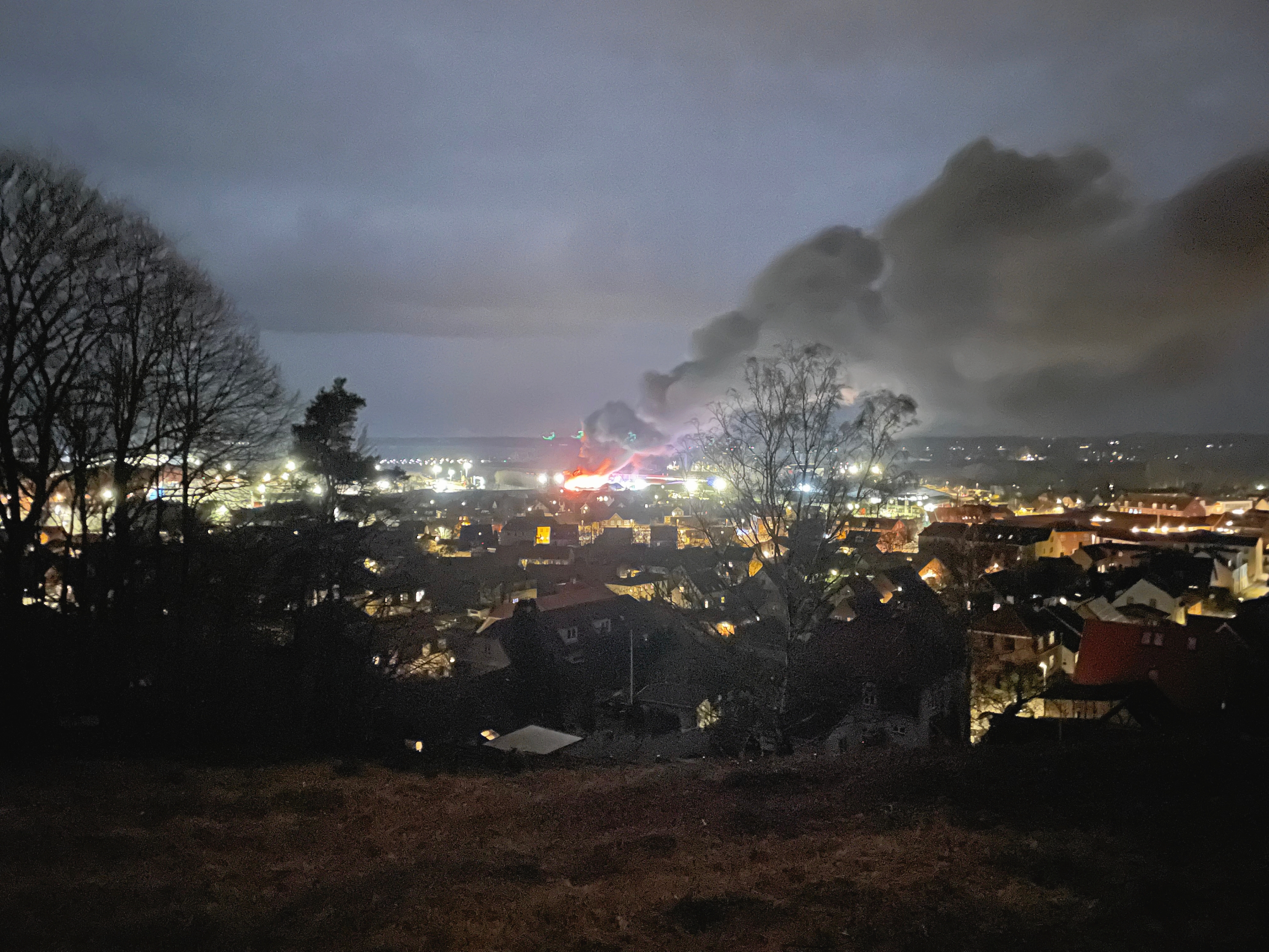 Skrotbrand, Denova Frederiksværk - MVN-dronefoto Skrotbrand, Denova Frederiksværk