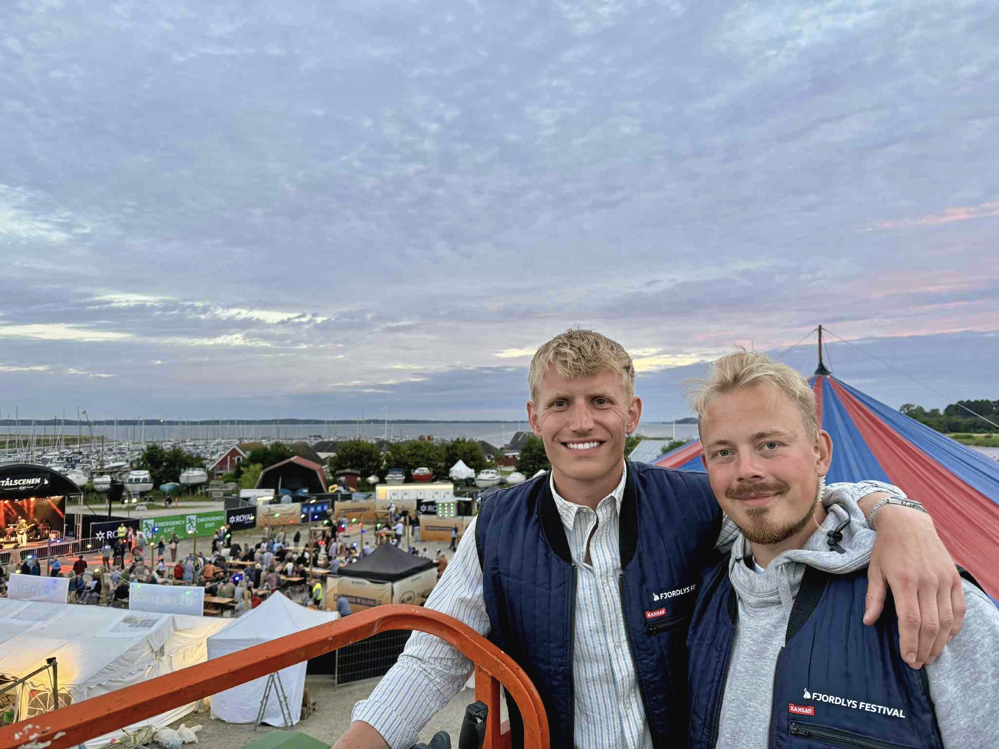 Festivallederne Andeas Olsen og Oliver Jønhk Boel har netop tilføjet tre nye navne til sommerens lineup på Fjordlys Festival